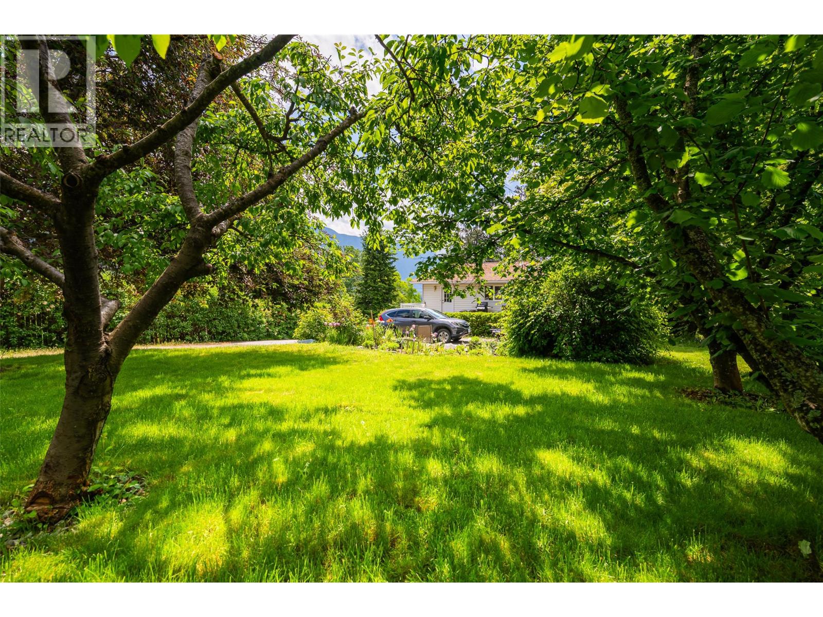 3908 Haskins Road E Property Photo 38