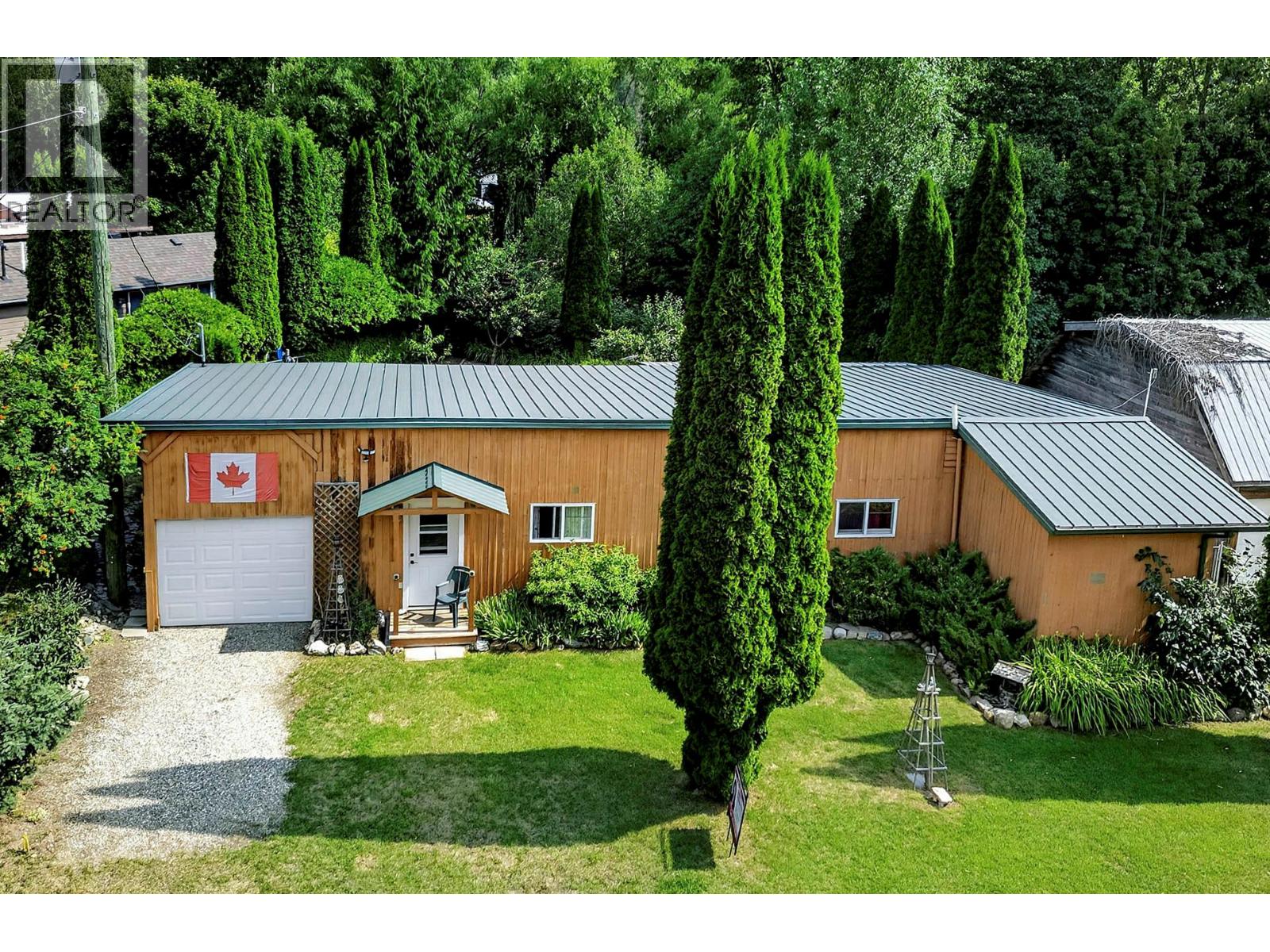 2020 Sinmax Creek Road Unit# N3 Property Photo 6