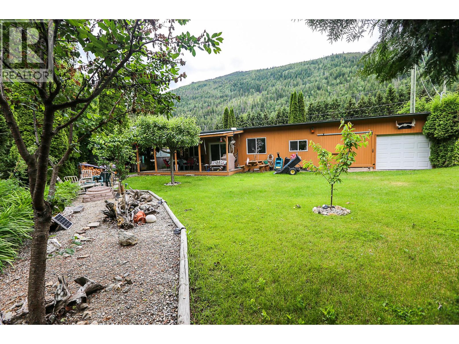 2020 Sinmax Creek Road Unit# N3 Property Photo 9