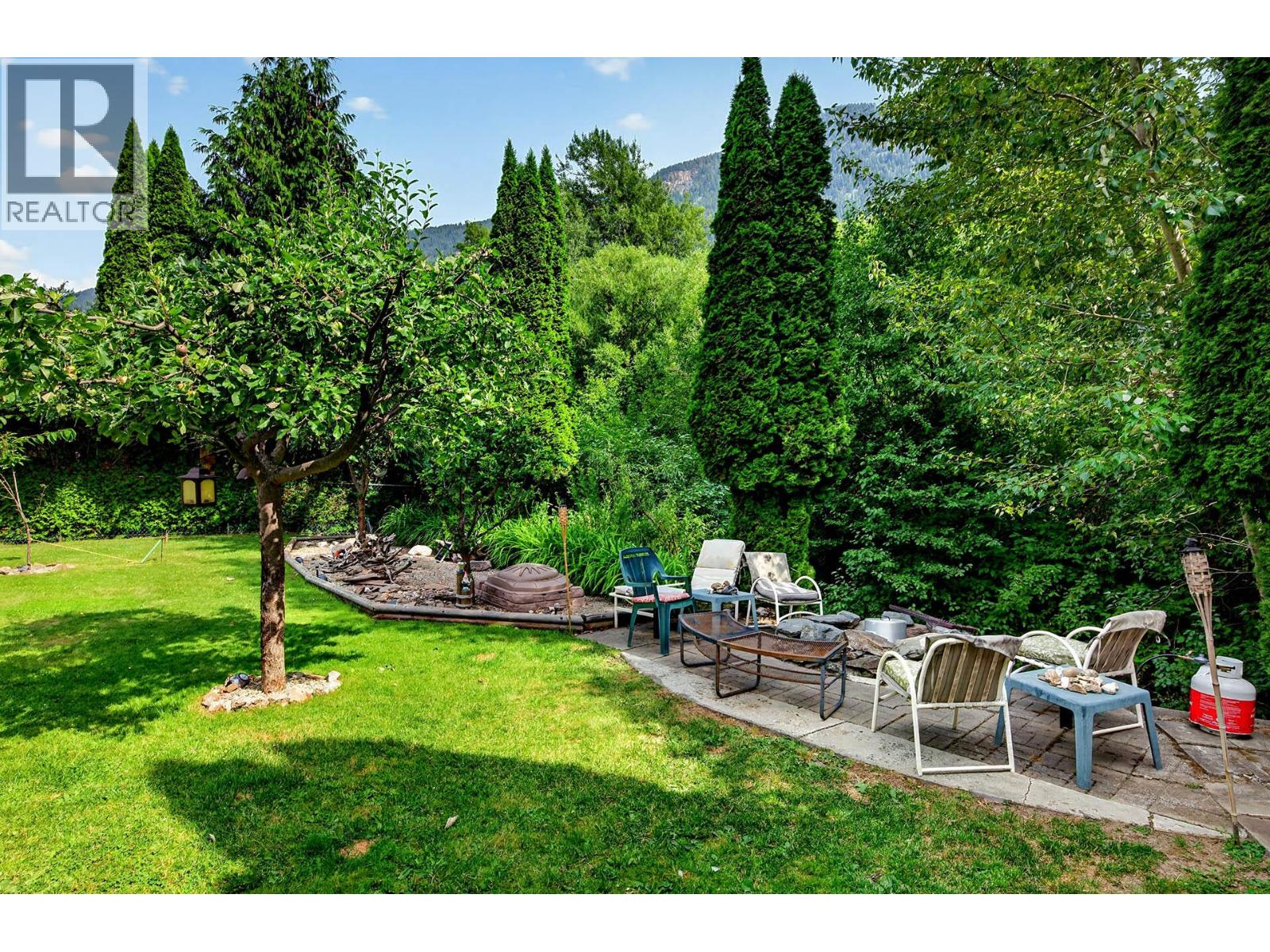 2020 Sinmax Creek Road Unit# N3 Property Photo 12
