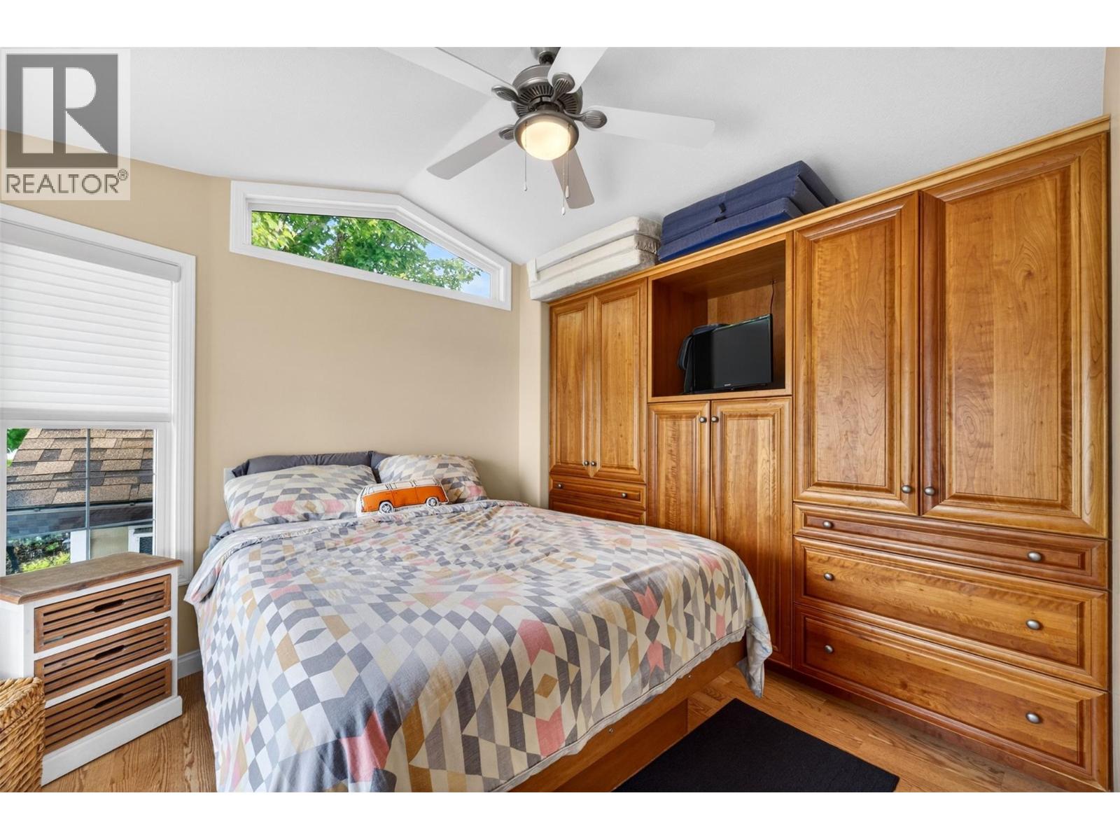 8242 97a Highway Unit# 80 Property Photo 20