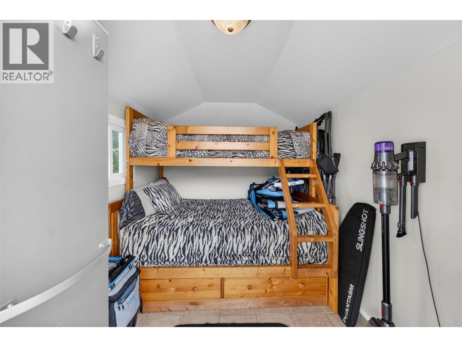 8242 97a Highway Unit# 80 Property Photo 26