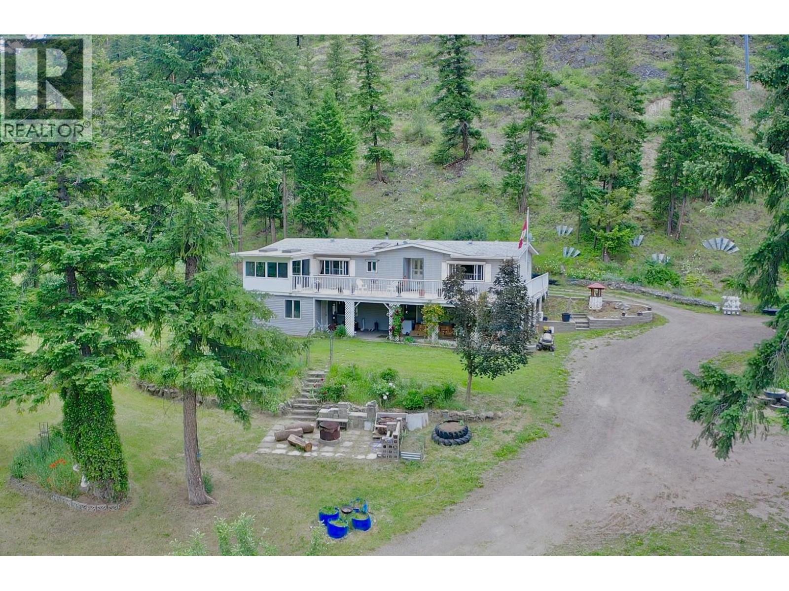 1120 Yellowhead Highway S Property Photo 1
