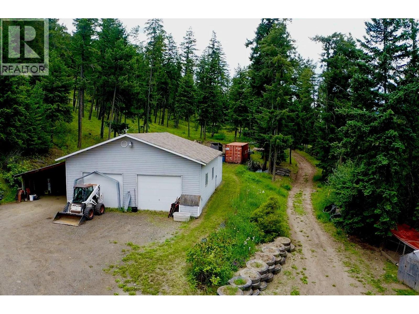 1120 Yellowhead Highway S Property Photo 3