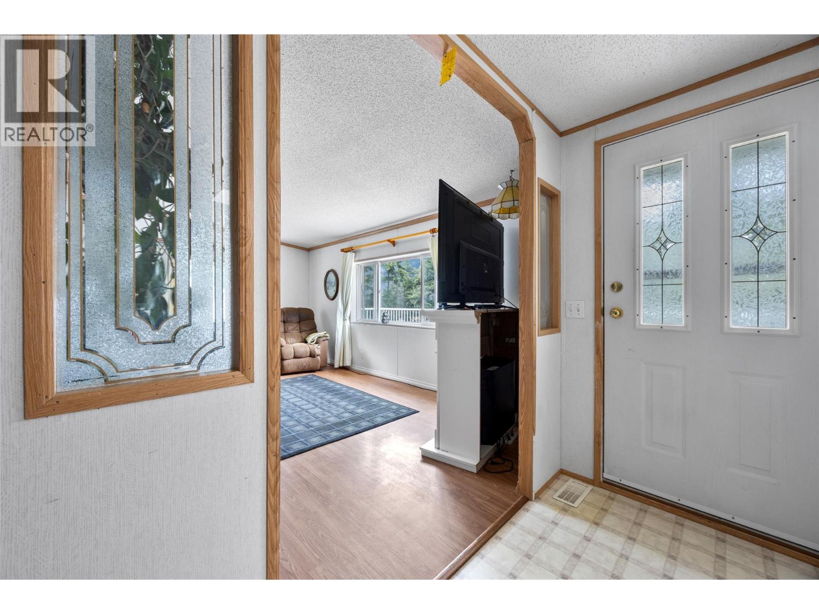 1120 Yellowhead Highway S Property Photo 9