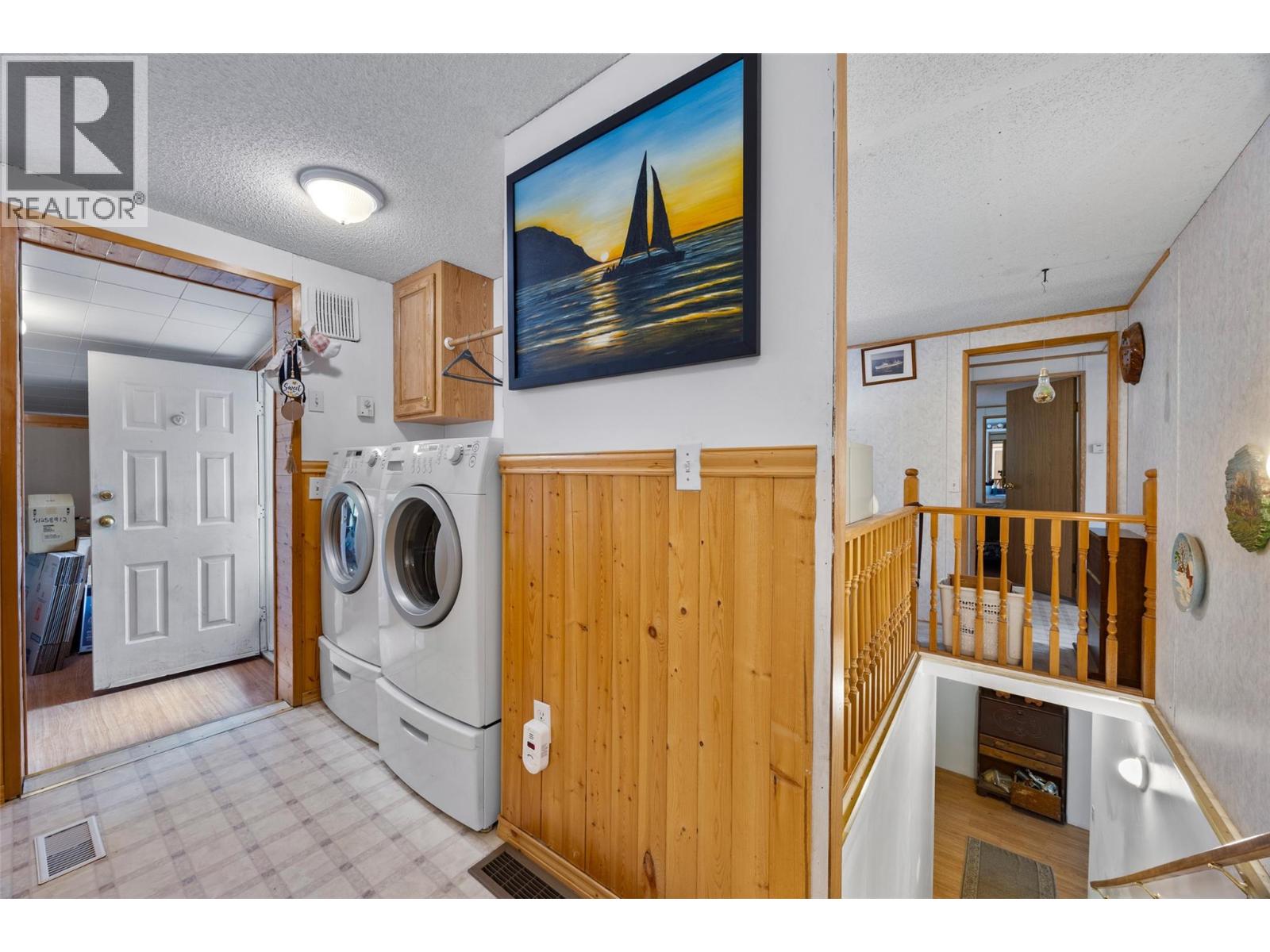 1120 Yellowhead Highway S Property Photo 18