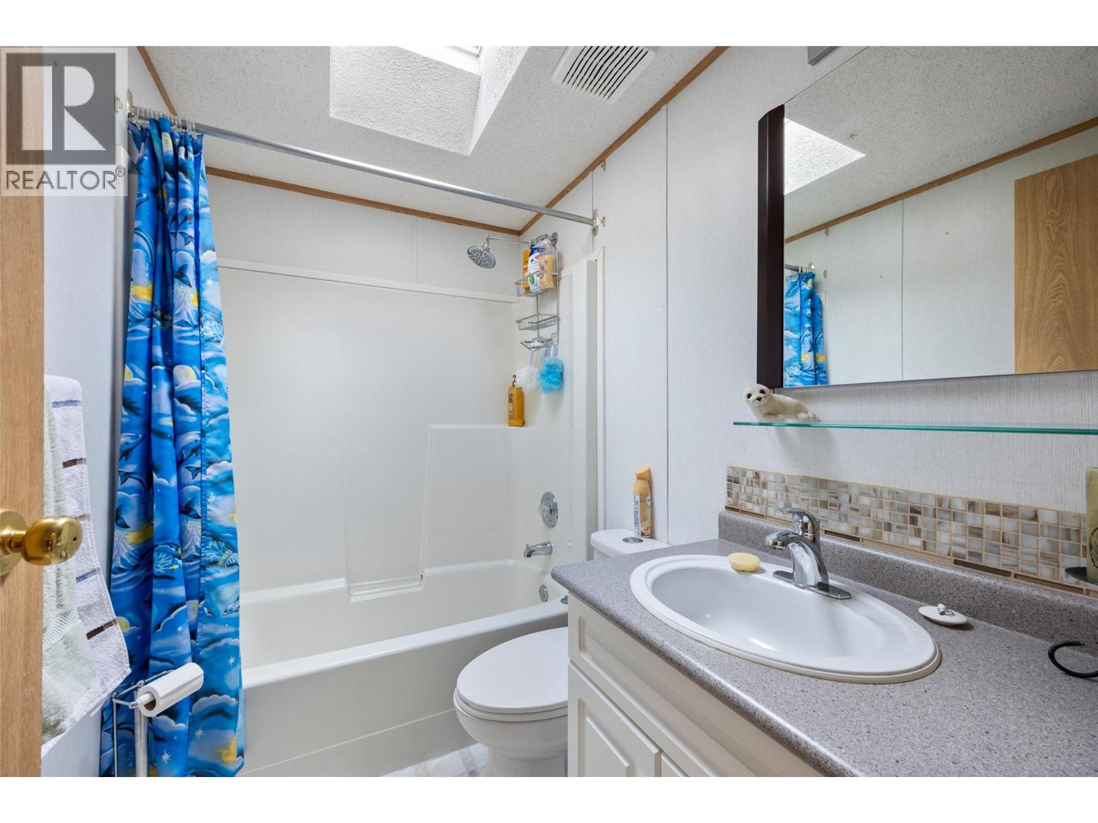 1120 Yellowhead Highway S Property Photo 22