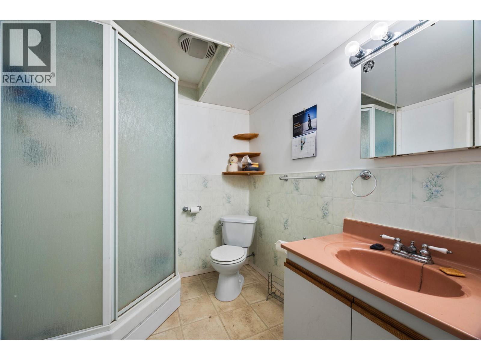 1120 Yellowhead Highway S Property Photo 27