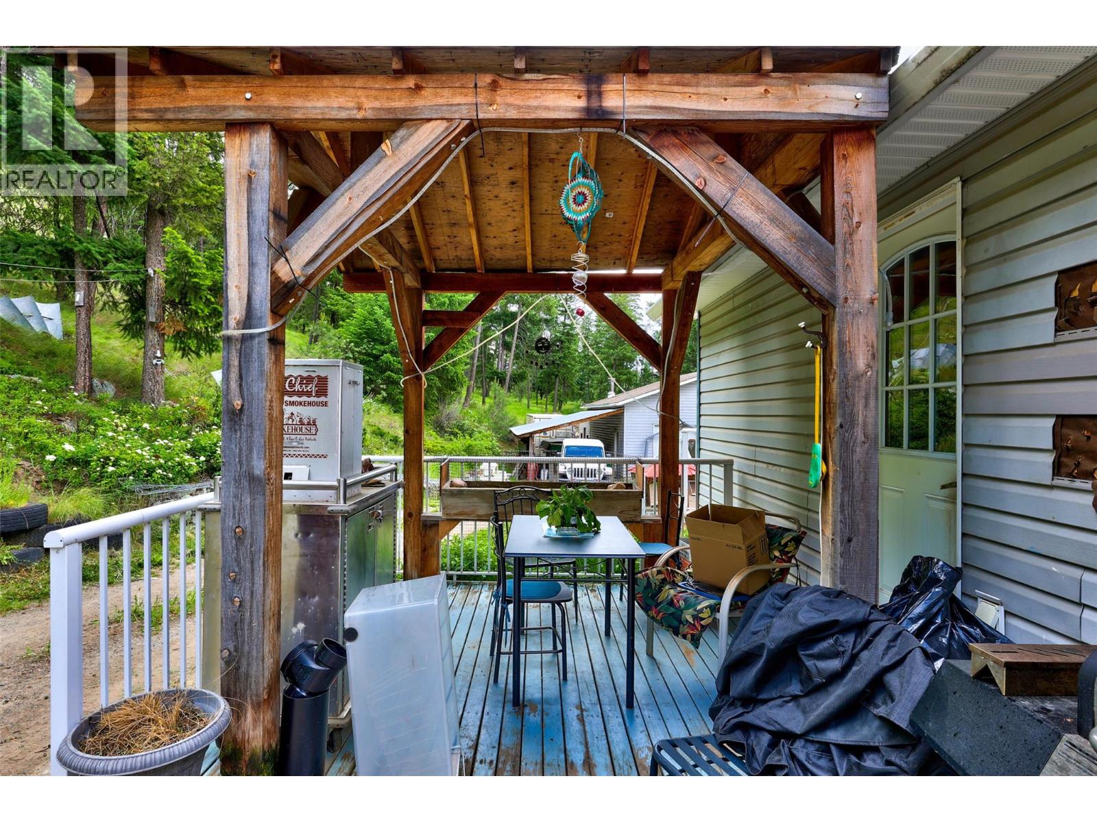 1120 Yellowhead Highway S Property Photo 30