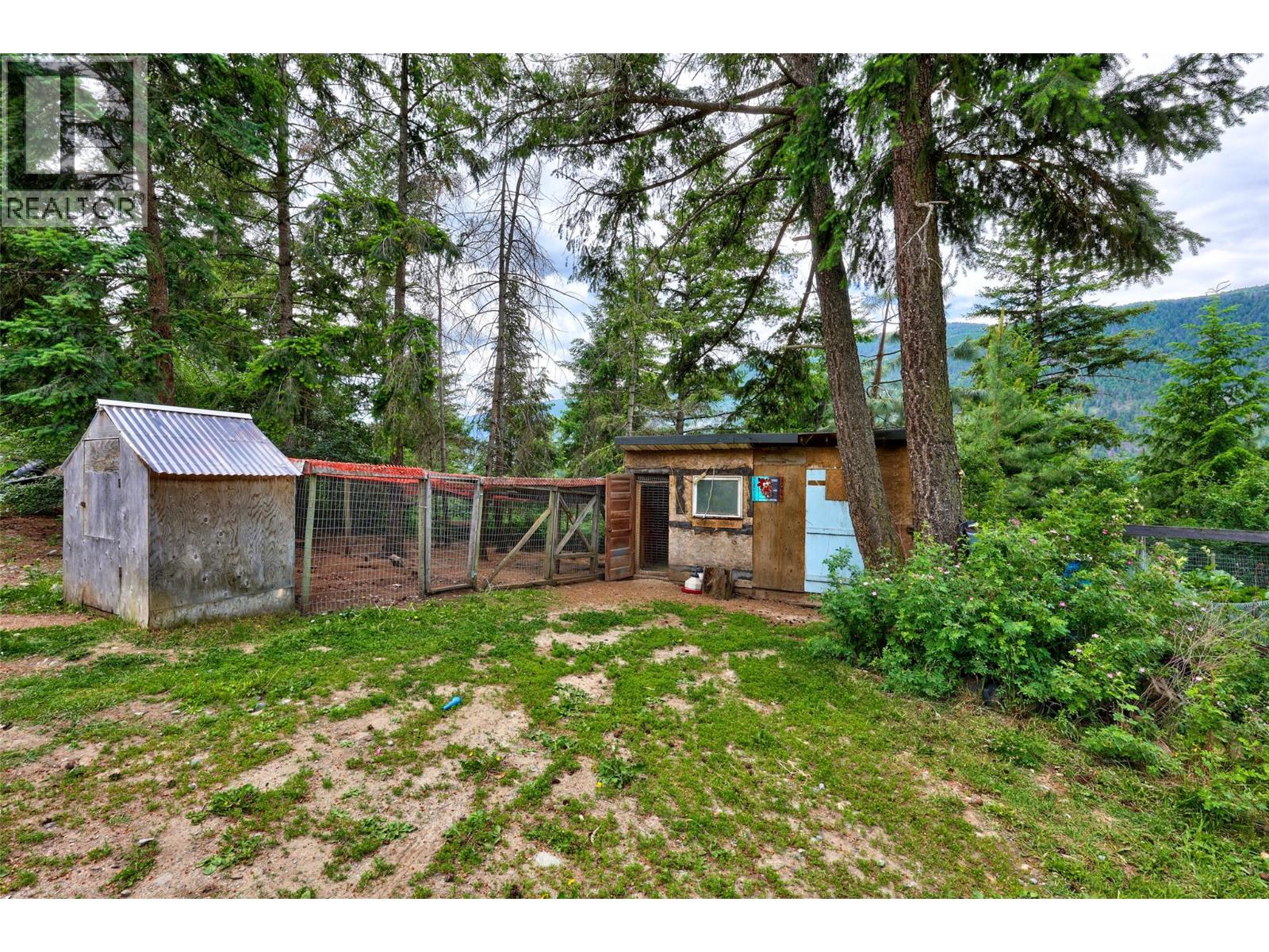 1120 Yellowhead Highway S Property Photo 38