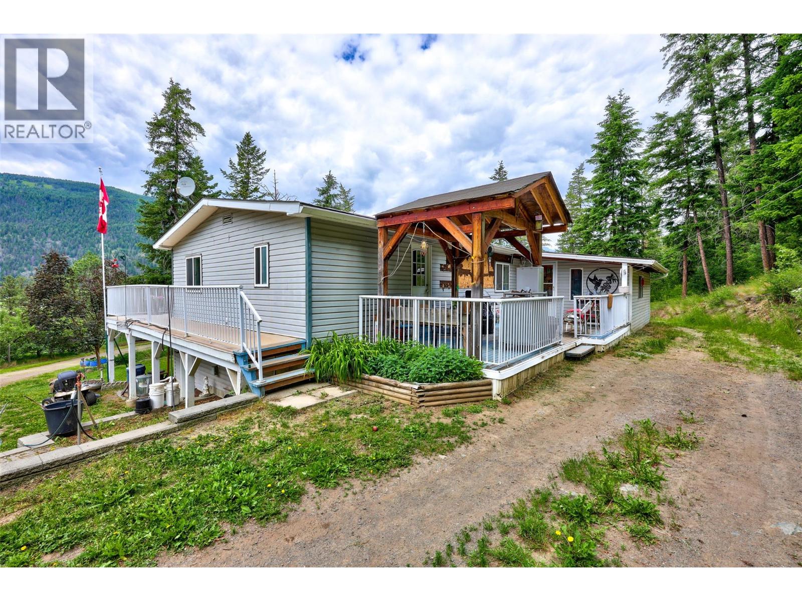 1120 Yellowhead Highway S Property Photo 42
