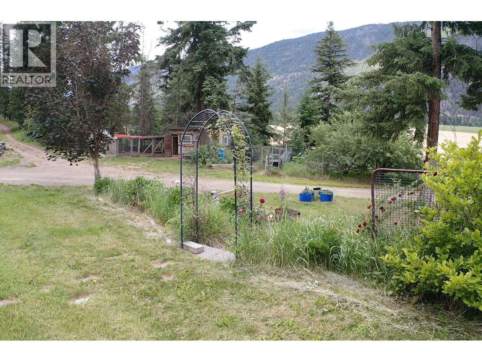 1120 Yellowhead Highway S Property Photo 45