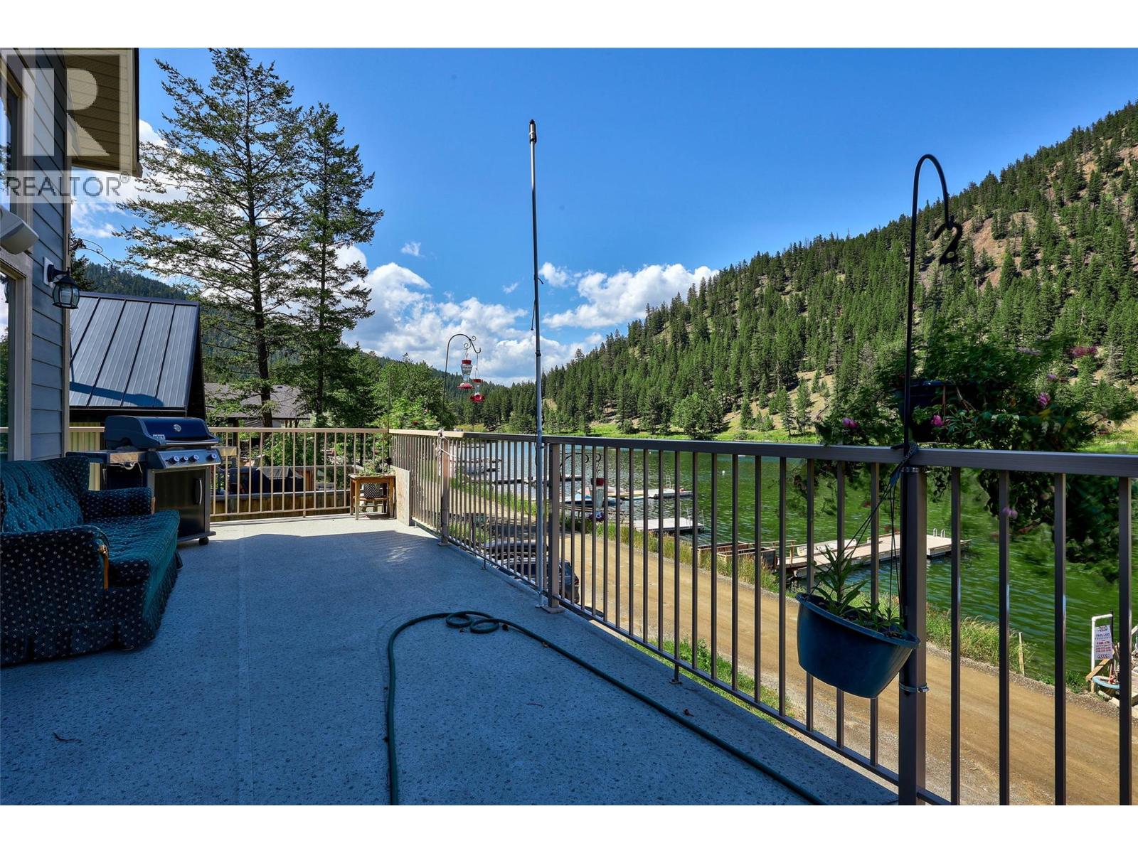 1848 Paul Lake Road Property Photo 12