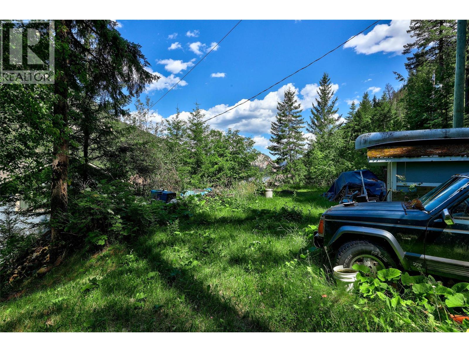 1848 Paul Lake Road Property Photo 35