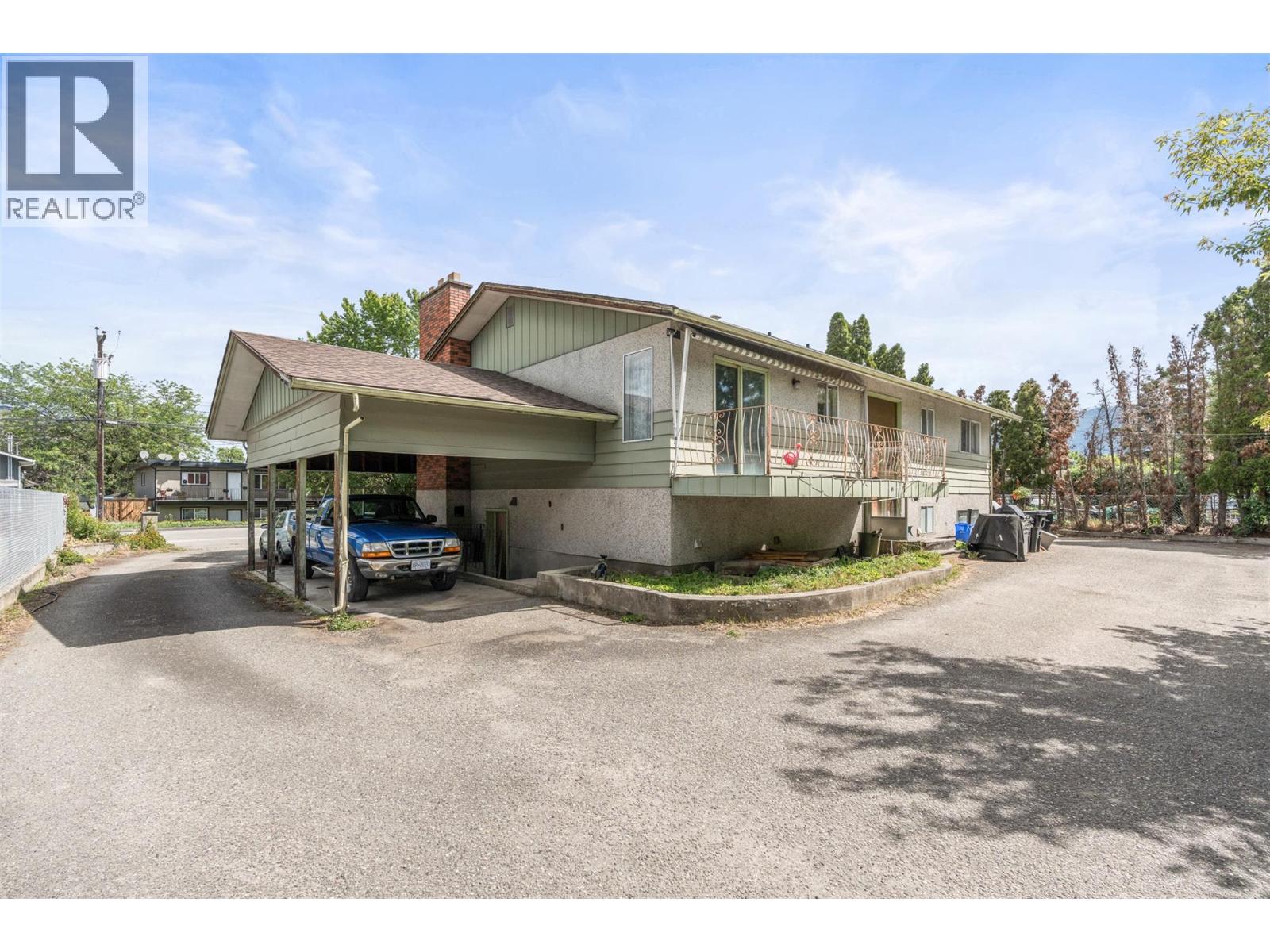 3706 24 Avenue Property Photo 2