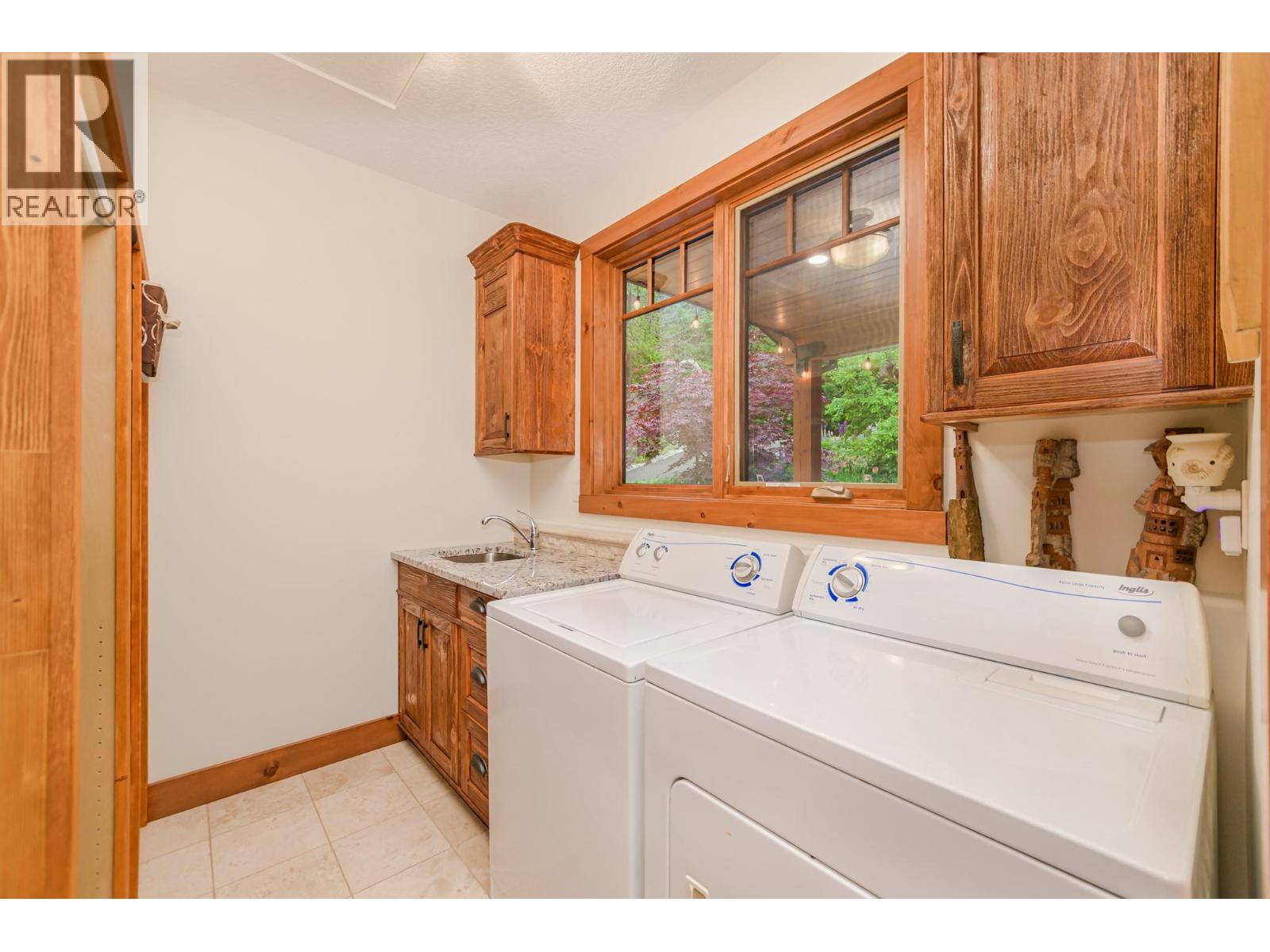 82 Walker Road Property Photo 27