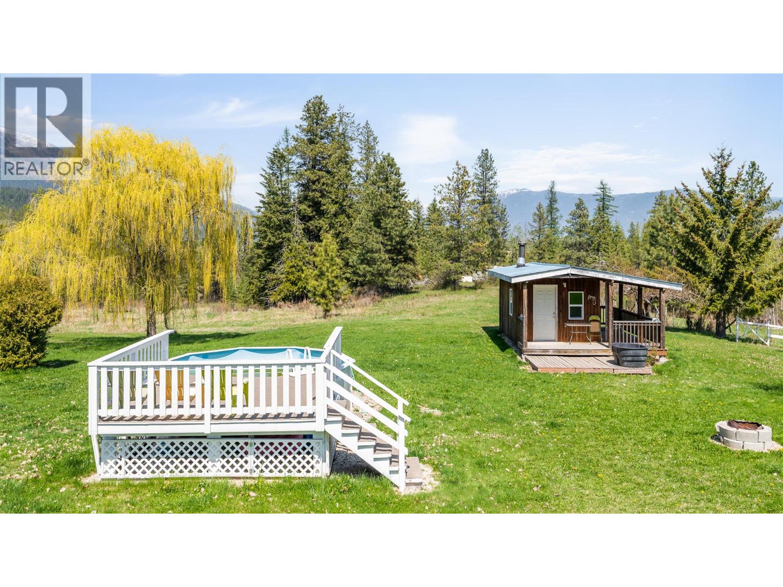 1534 West Creston Road Property Photo 4
