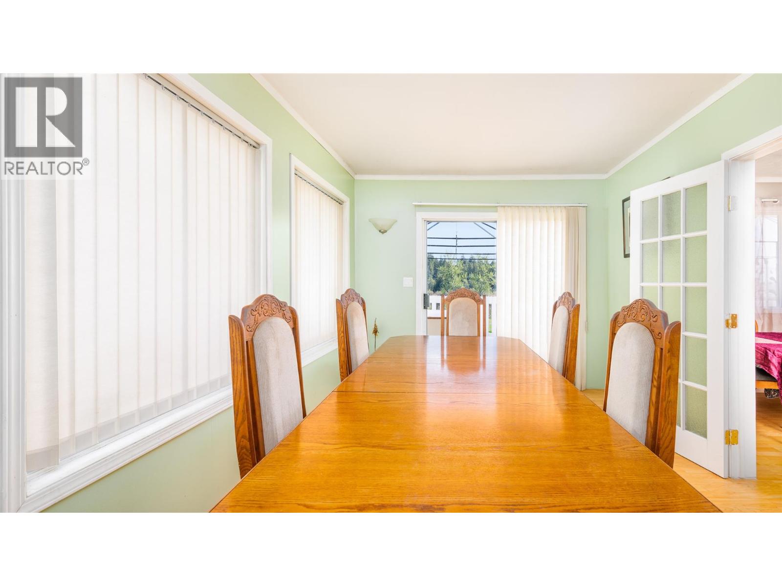1534 West Creston Road Property Photo 8