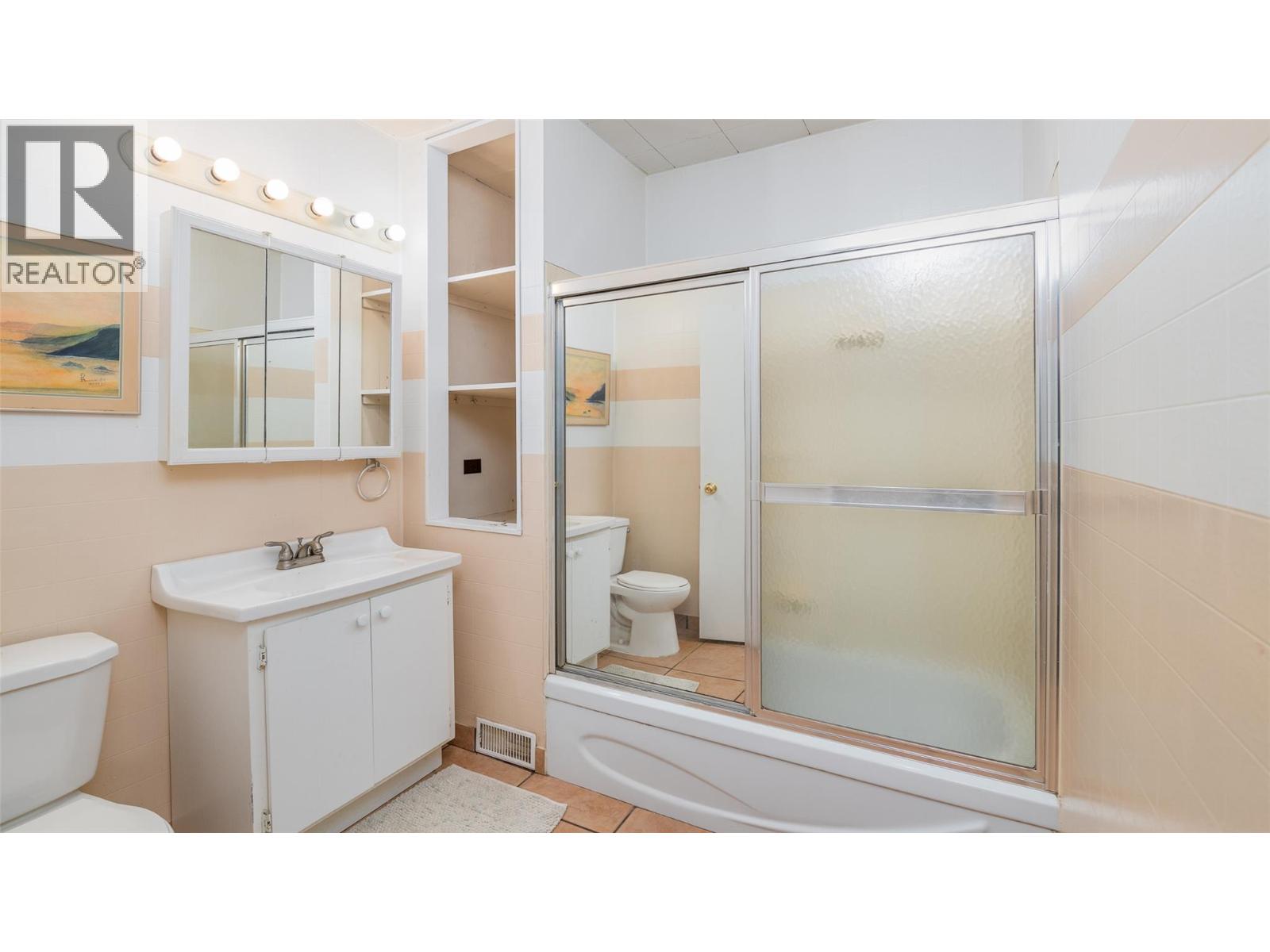 1534 West Creston Road Property Photo 14
