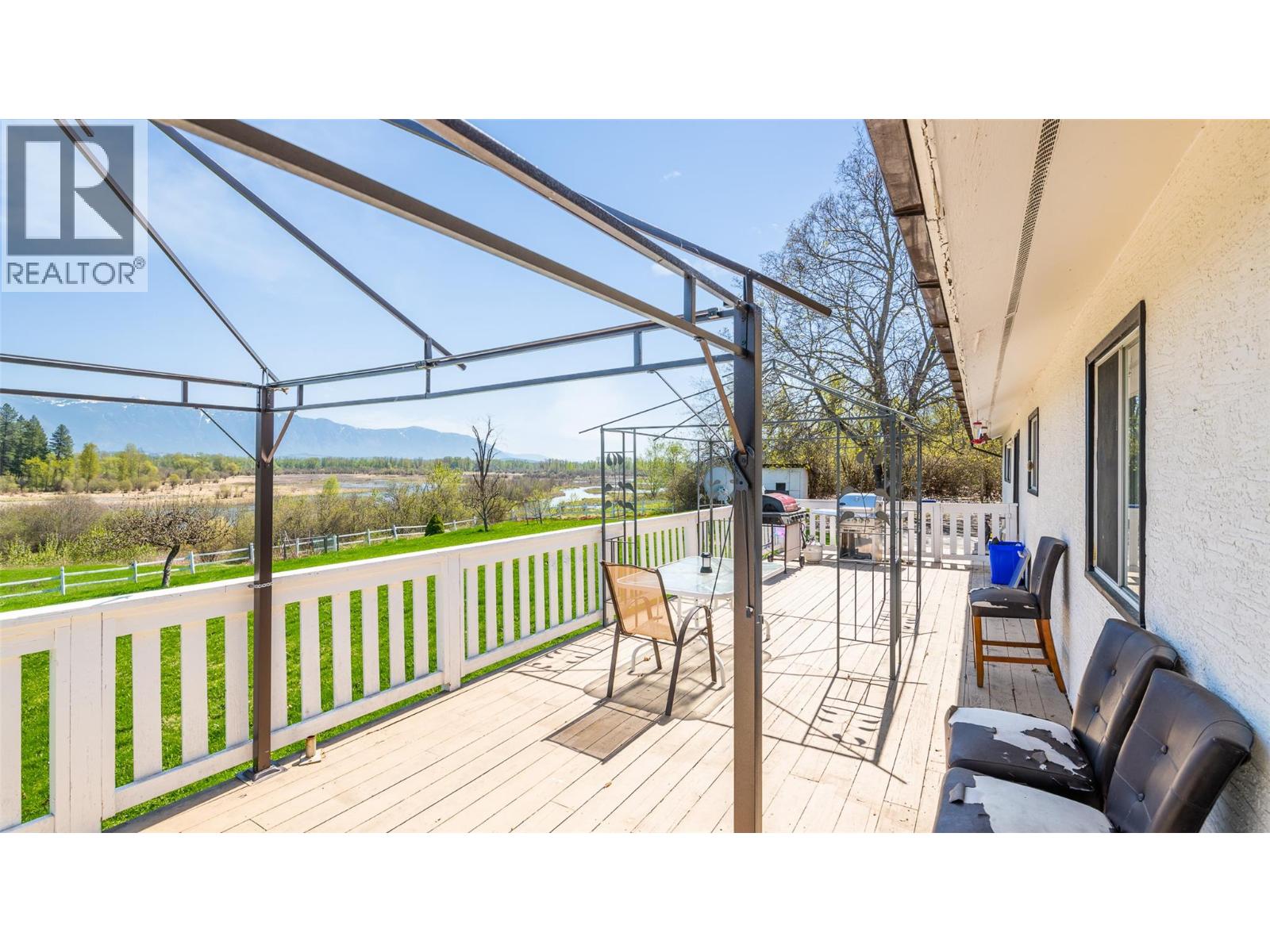 1534 West Creston Road Property Photo 17