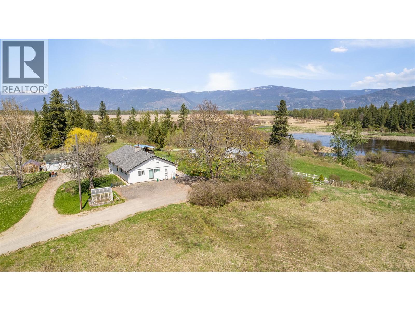 1534 West Creston Road Property Photo 18