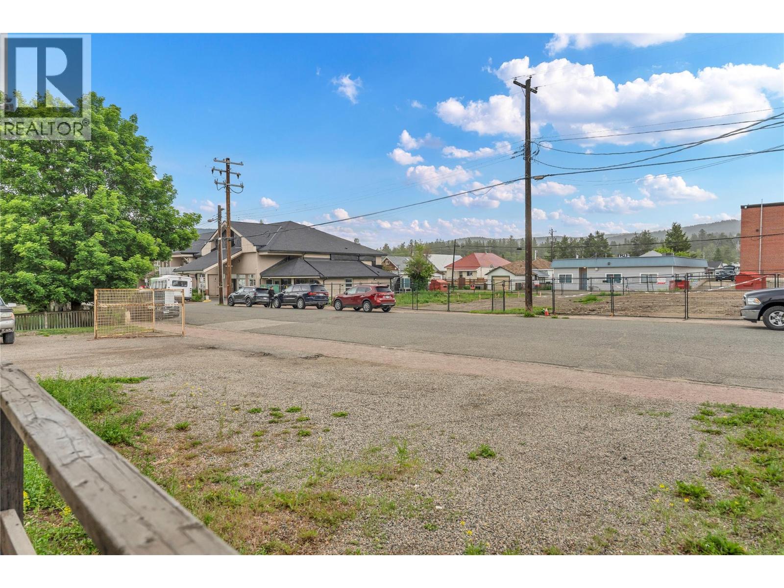 205 Bridge Street Property Photo 5