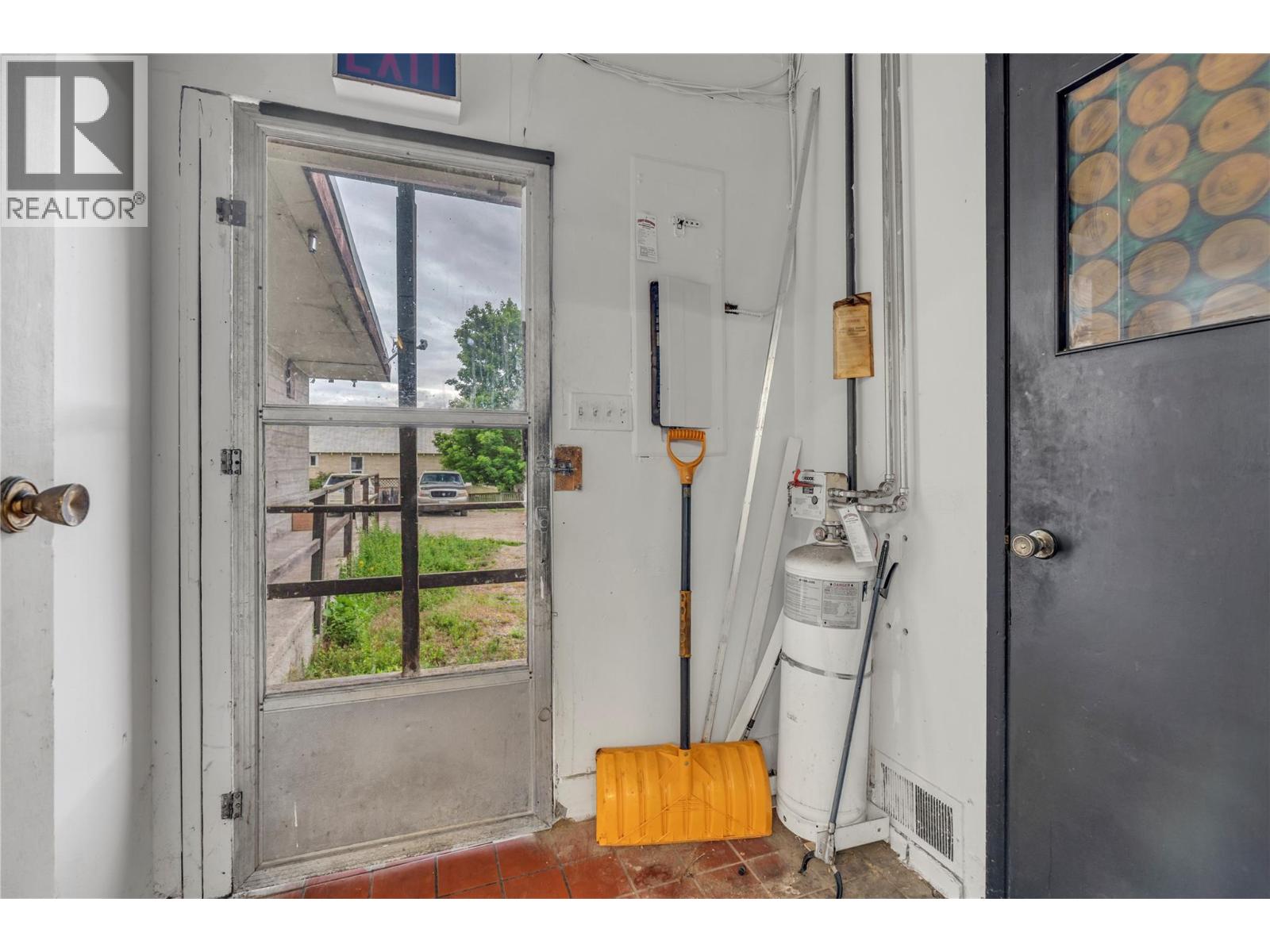 205 Bridge Street Property Photo 30