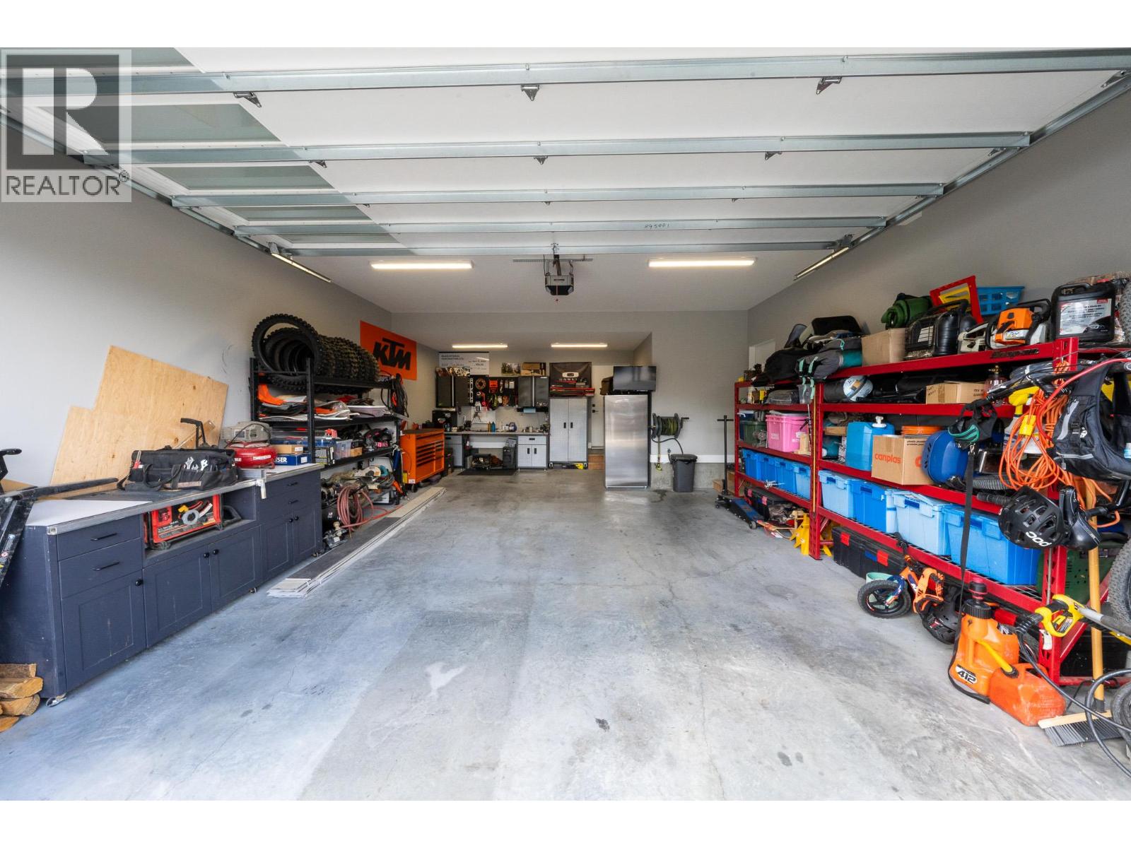 2846 Canyon Crest Drive Property Photo 43