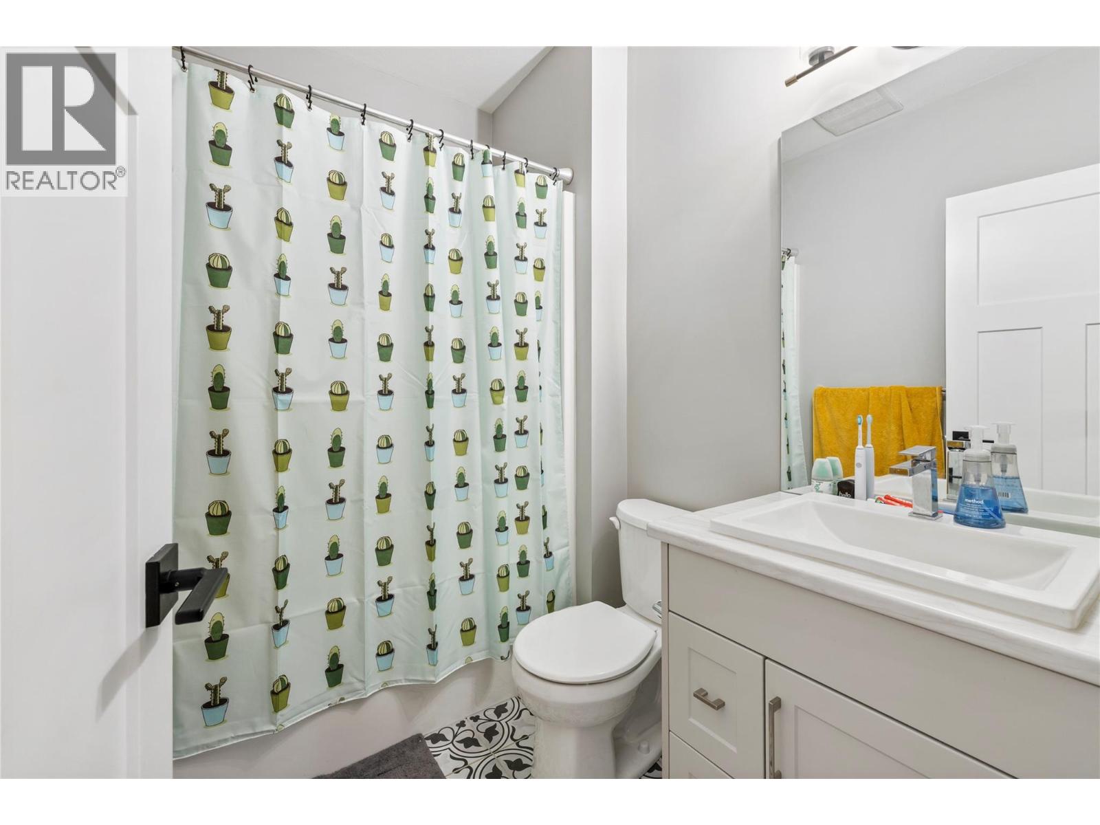 2846 Canyon Crest Drive Property Photo 55