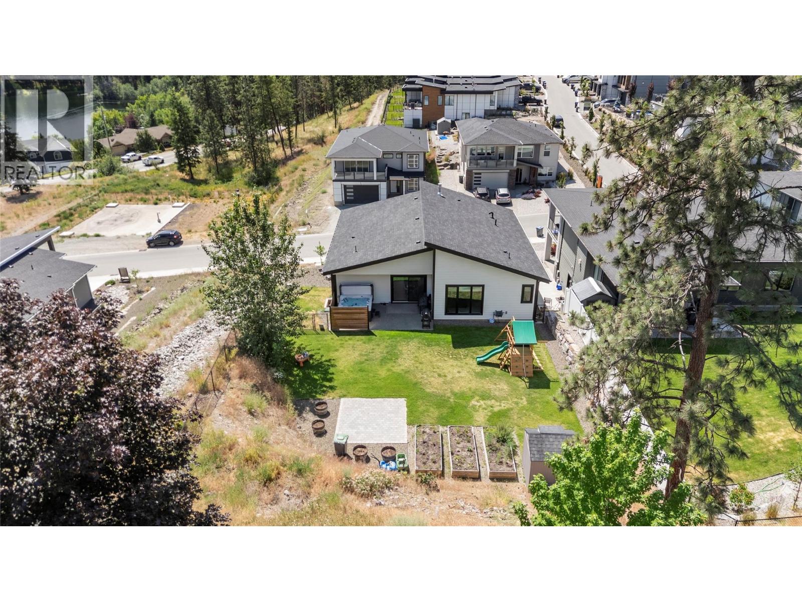 2846 Canyon Crest Drive Property Photo 65