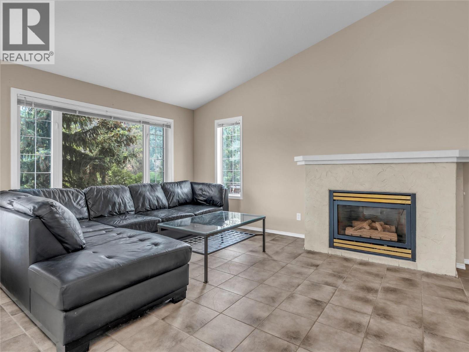 1357 Peachcliff Place Property Photo 8