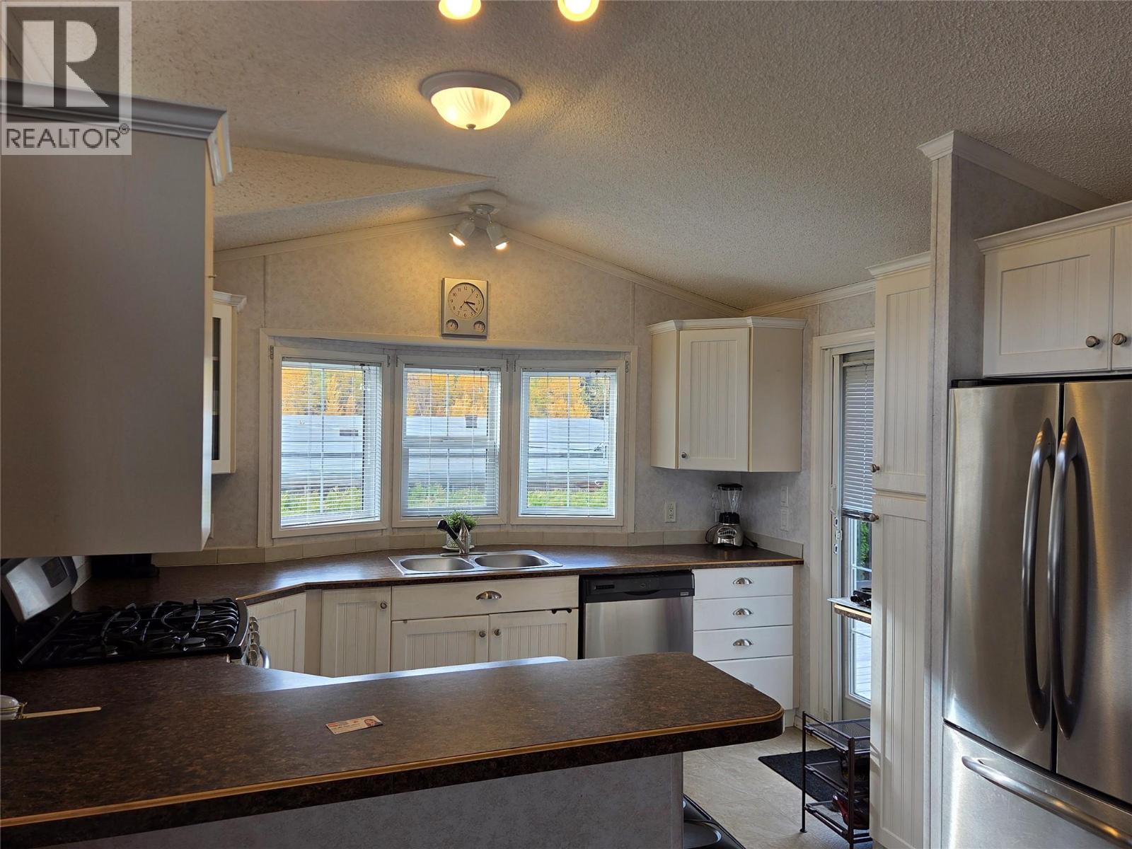 4354 Highway 3 Unit# 77 Property Photo 2