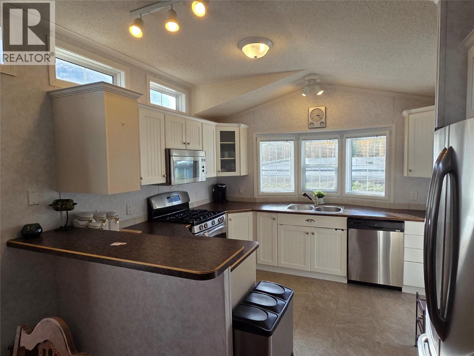4354 Highway 3 Unit# 77 Property Photo 3