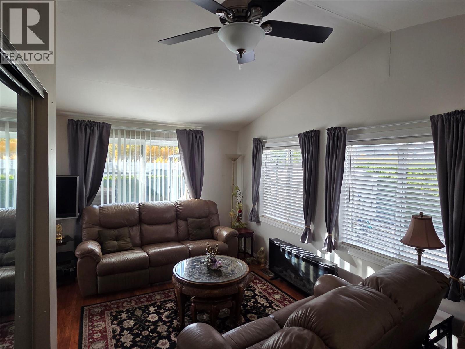 4354 Highway 3 Unit# 77 Property Photo 8