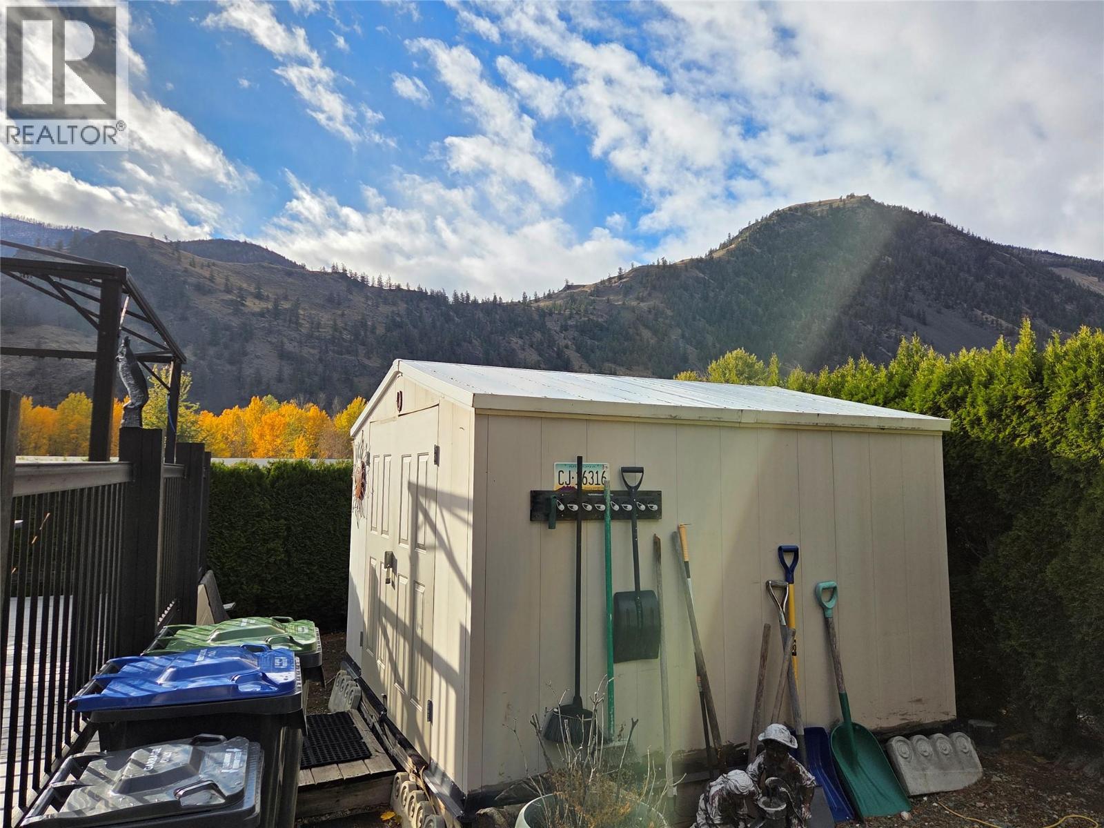 4354 Highway 3 Unit# 77 Property Photo 19