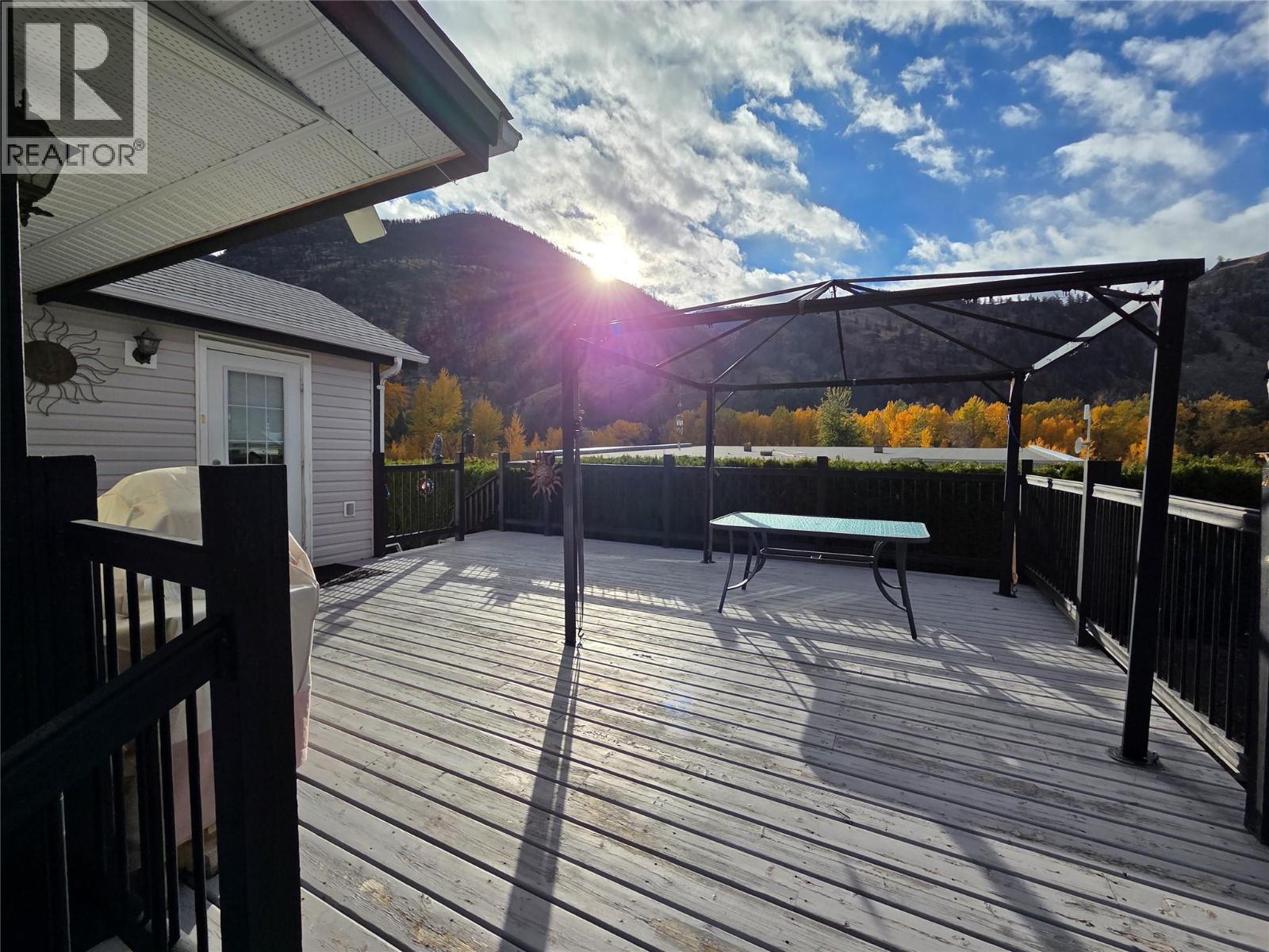 4354 Highway 3 Unit# 77 Property Photo 20