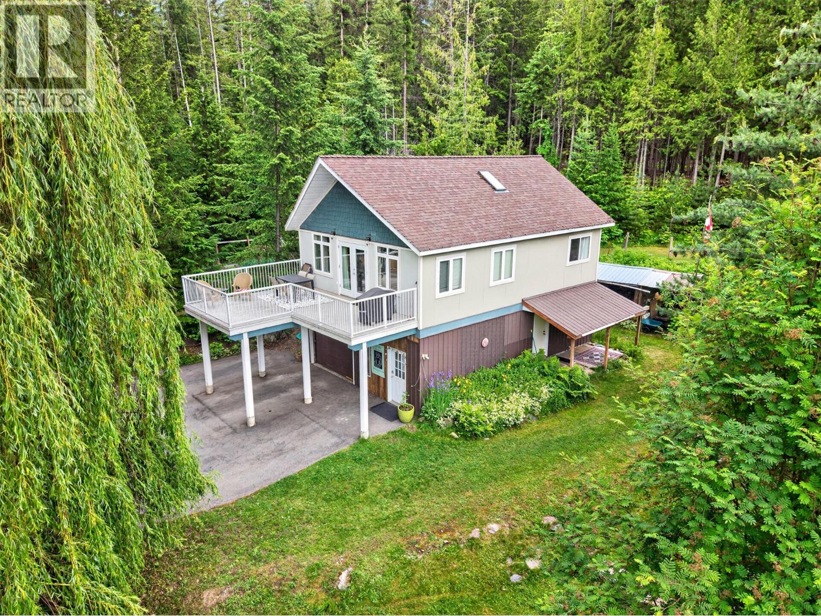 7346 Harrop Procter Road Property Photo 2