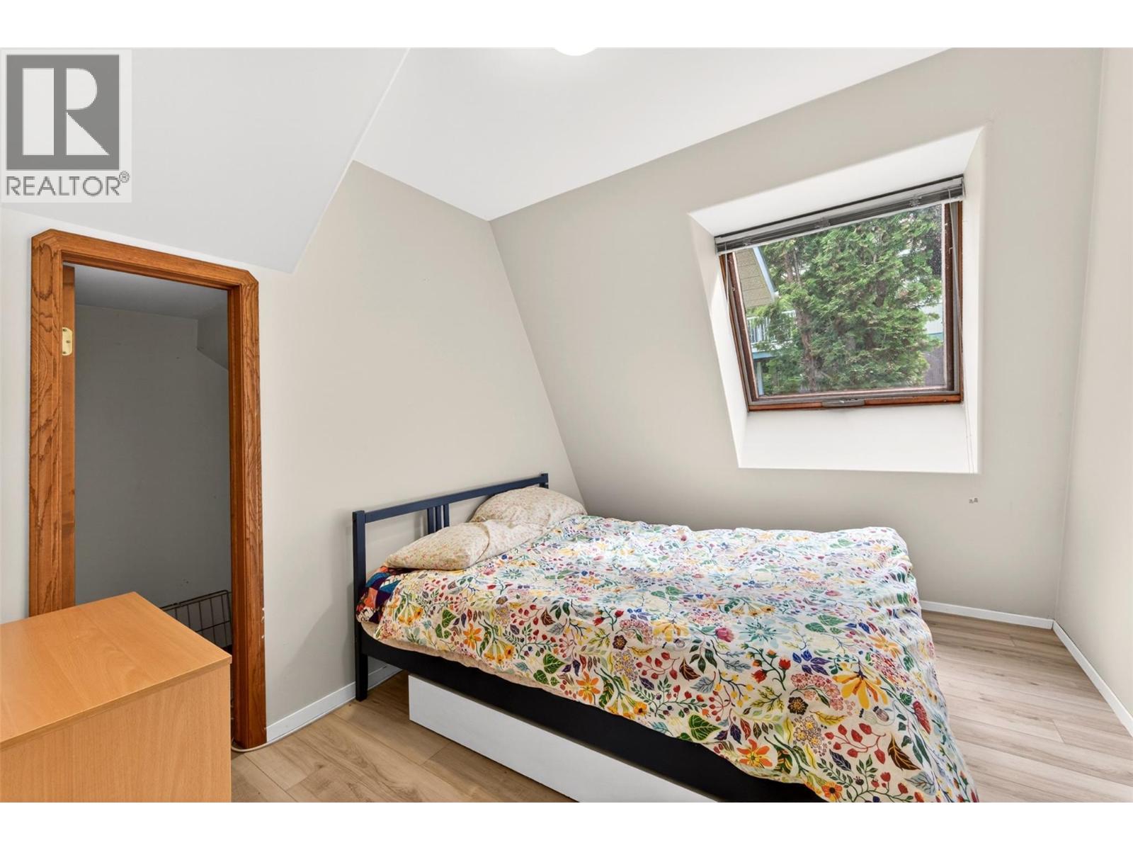 7346 Harrop Procter Road Property Photo 23