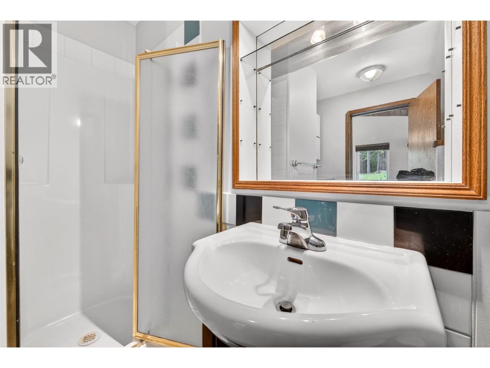 7346 Harrop Procter Road Property Photo 24