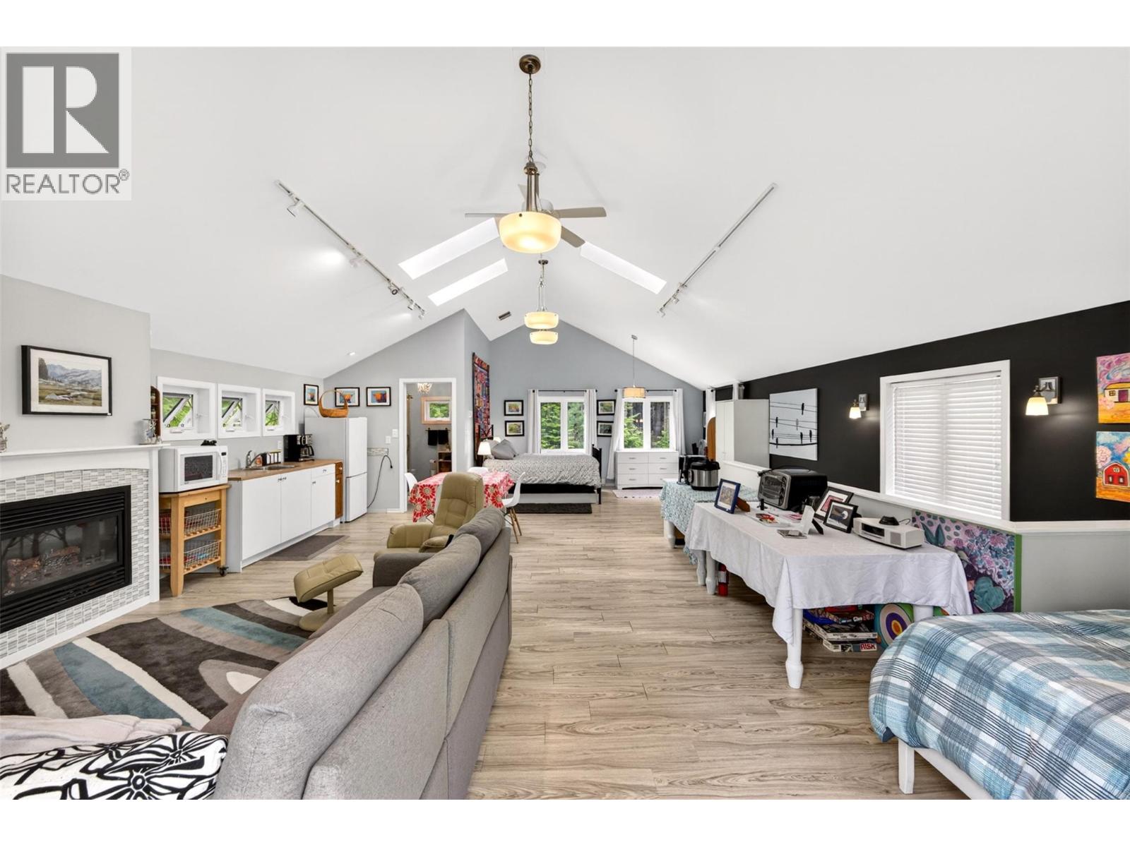 7346 Harrop Procter Road Property Photo 41