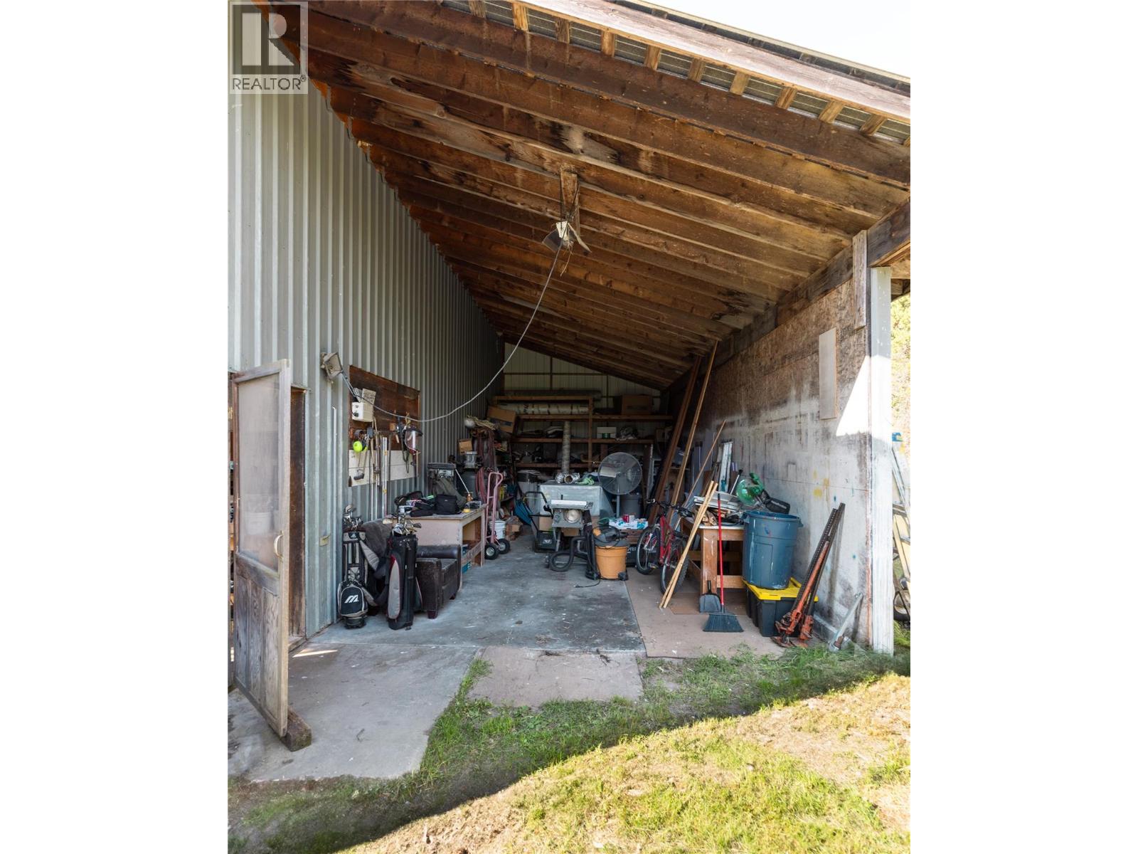 6777 Perry's Back Road Property Photo 37