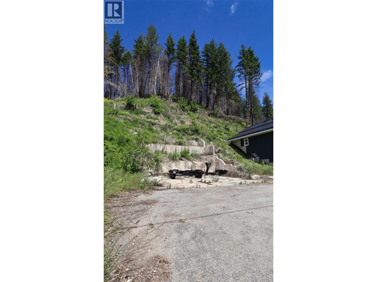 5185 Squilax Anglemont Road Property Photo 6
