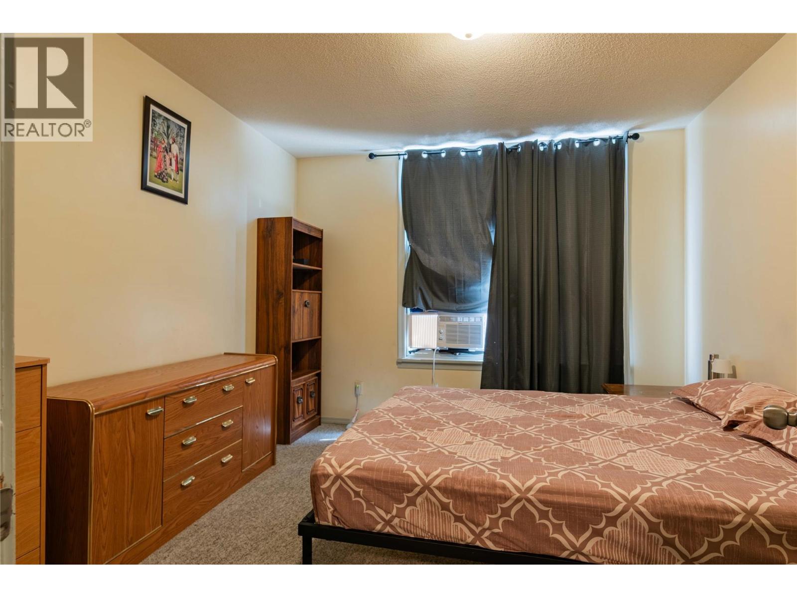 1410 Bay Avenue Property Photo 23