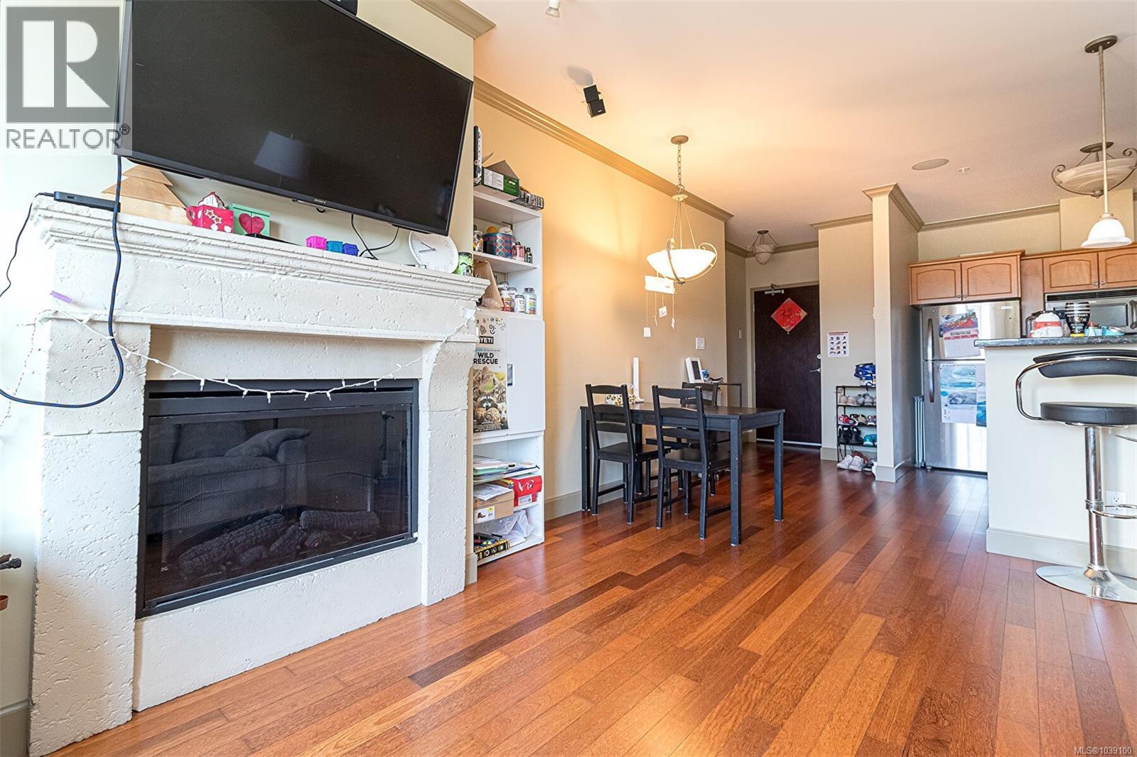 202 1620 Mckenzie Ave Property Photo 11