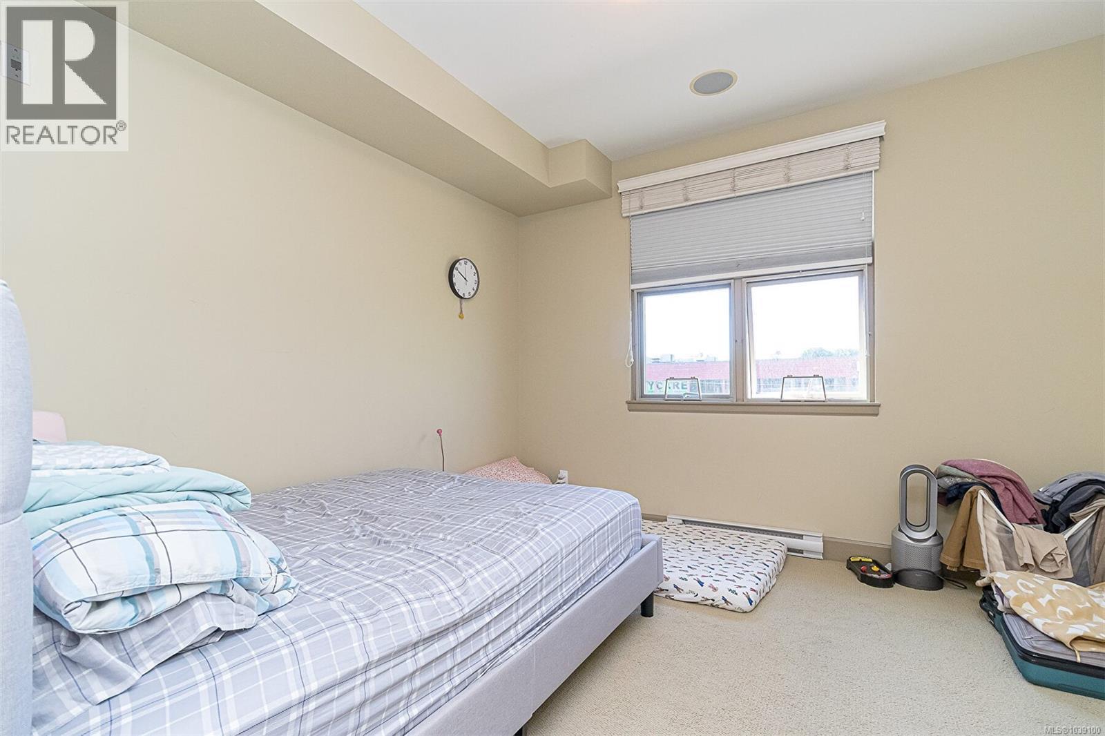 202 1620 Mckenzie Ave Property Photo 18