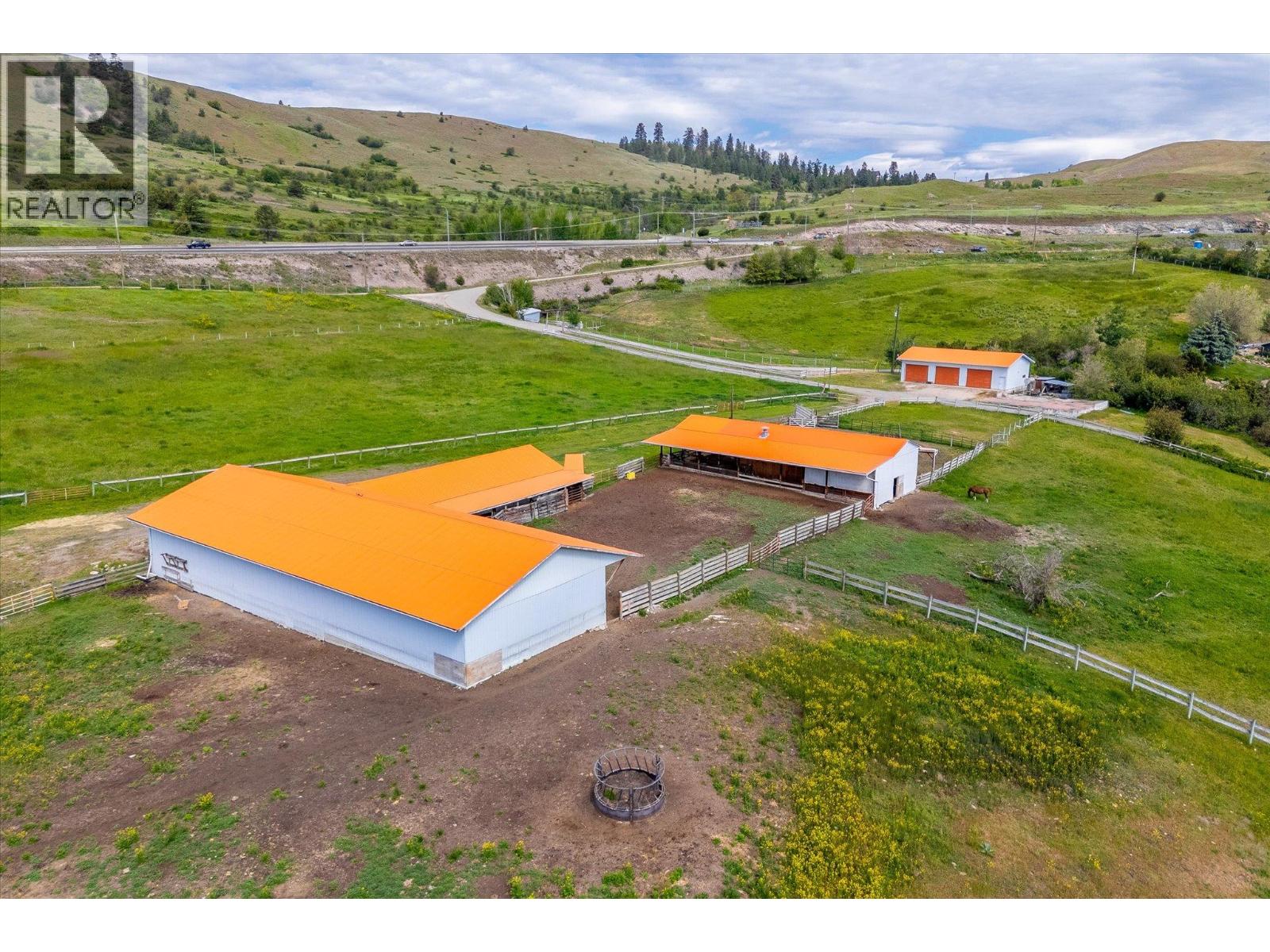 201 Highway 97 Property Photo 13