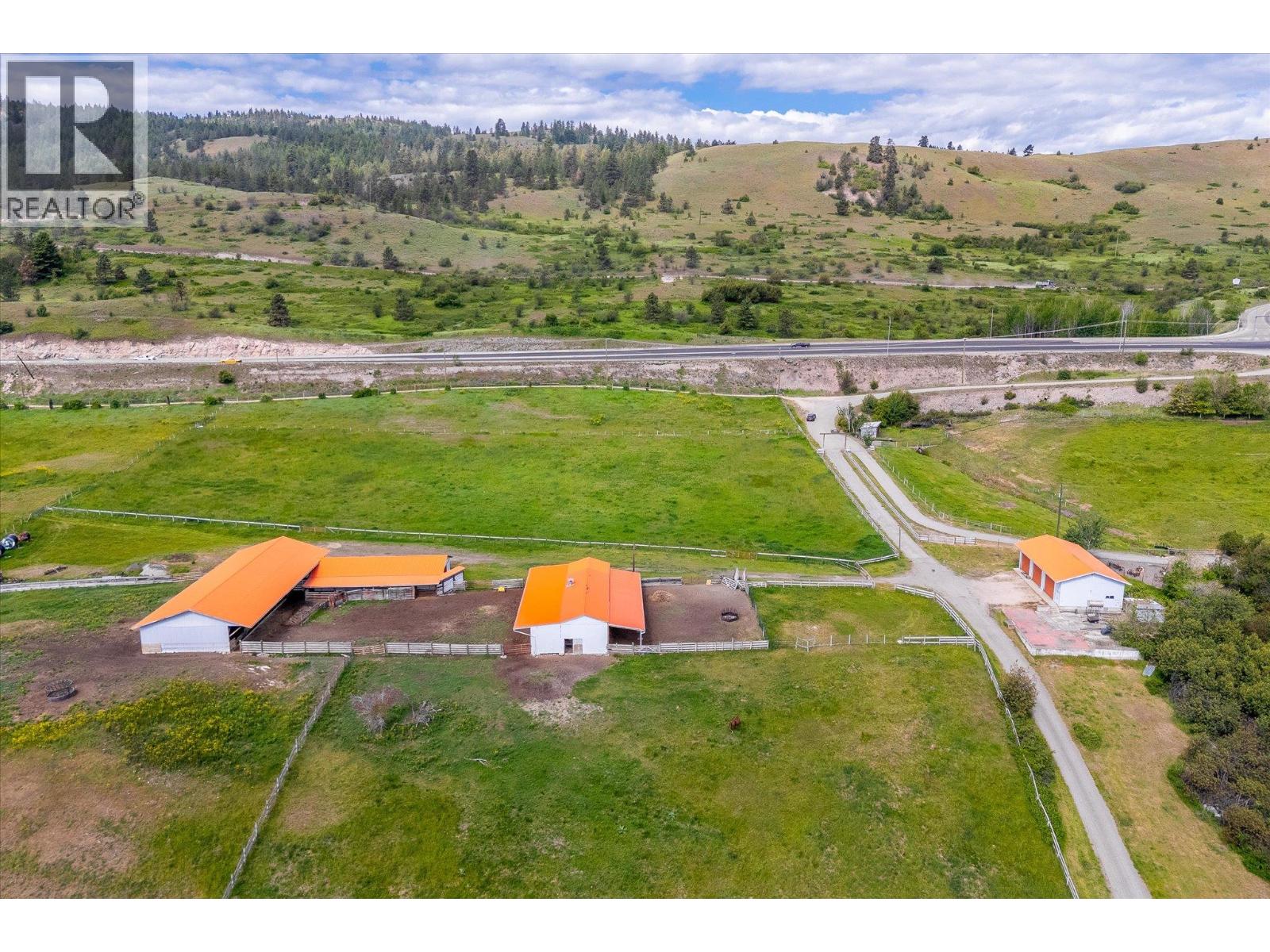 201 Highway 97 Property Photo 15