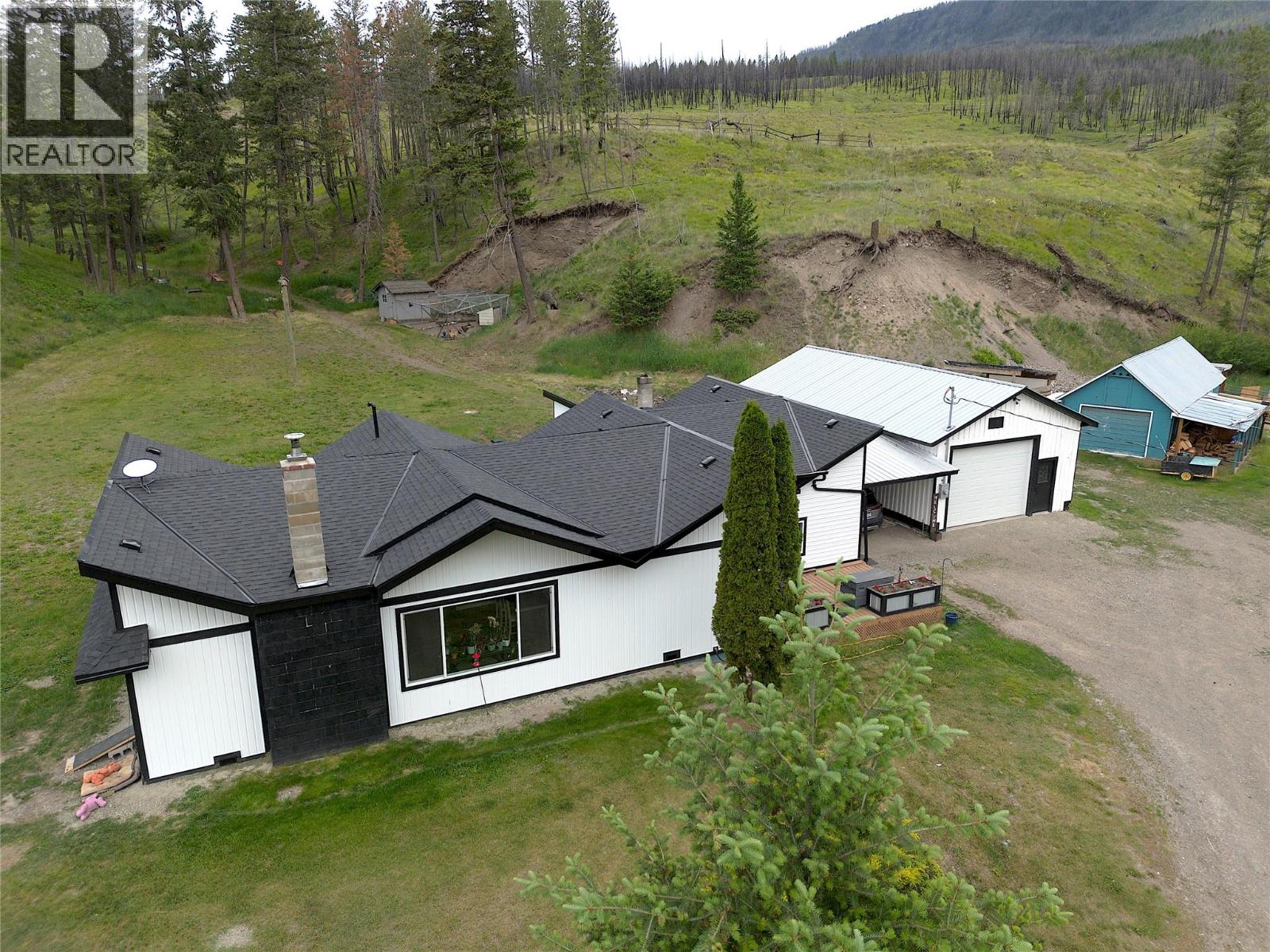 4316 Kamloops Vernon Highway Property Photo 1