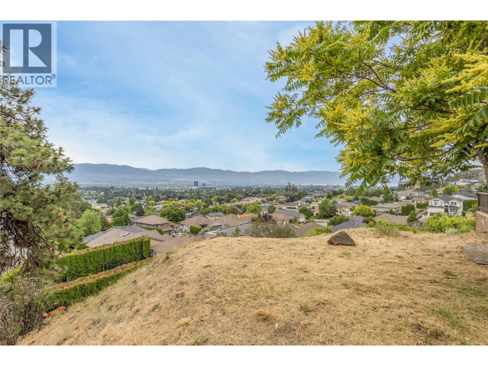 1691 Lindsay Drive Property Photo 13