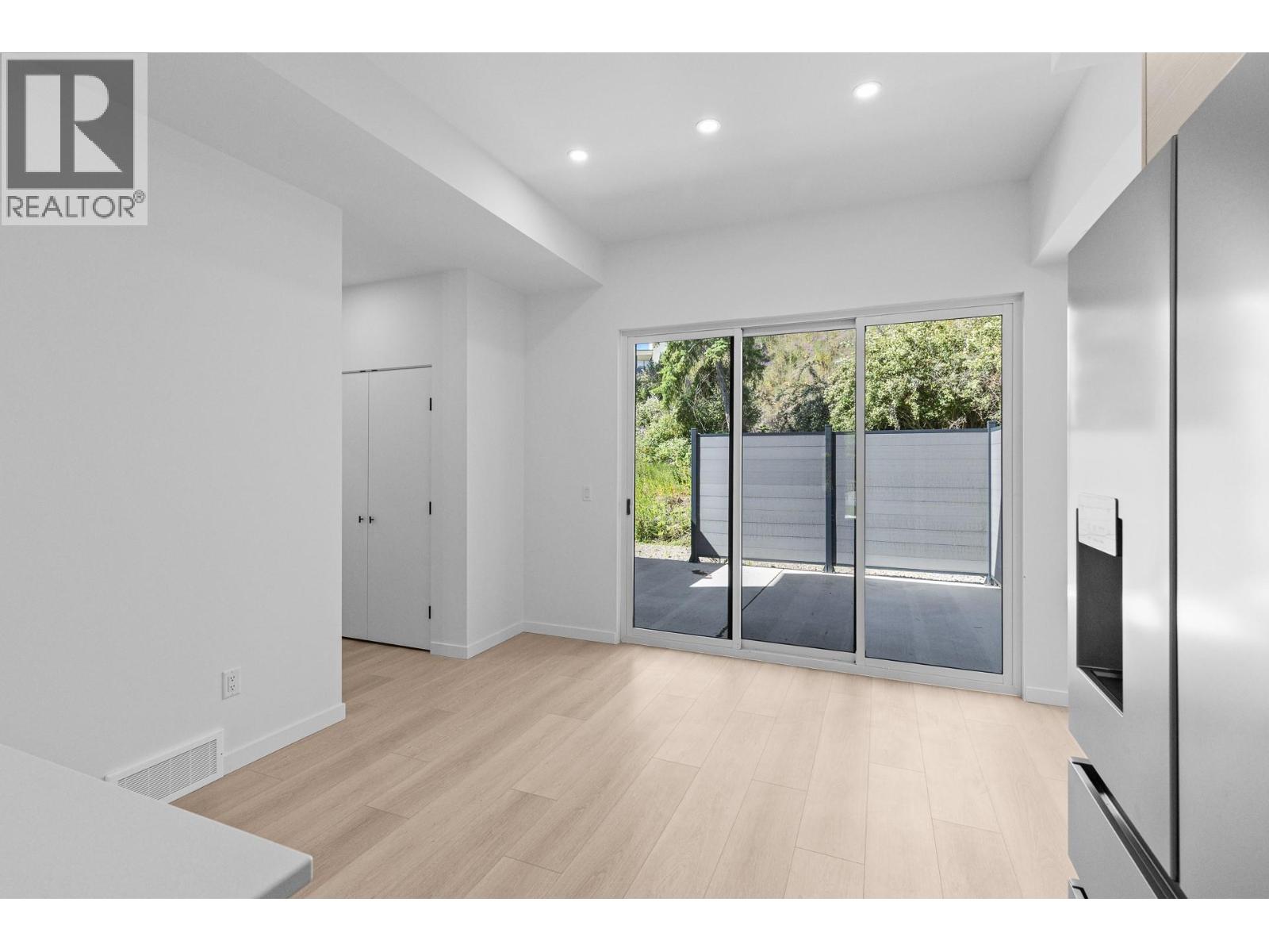9188 Tronson Road Unit# 5 Property Photo 14